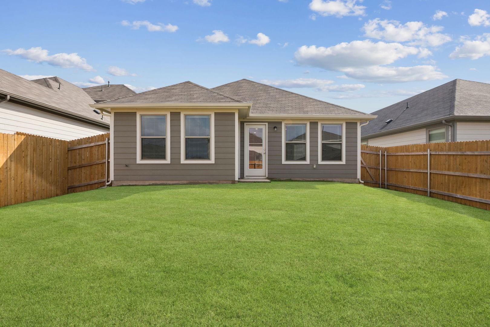 222 Spirit St, Elgin, TX 78621