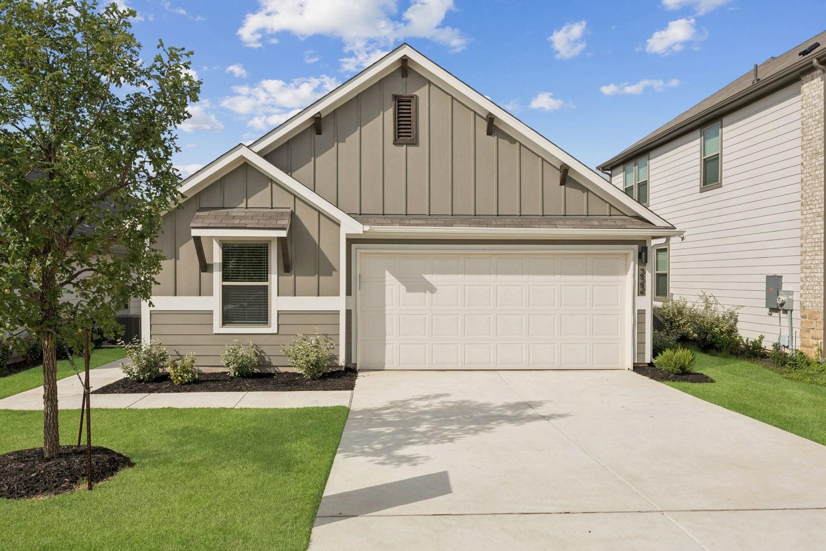 222 Spirit St, Elgin, TX 78621