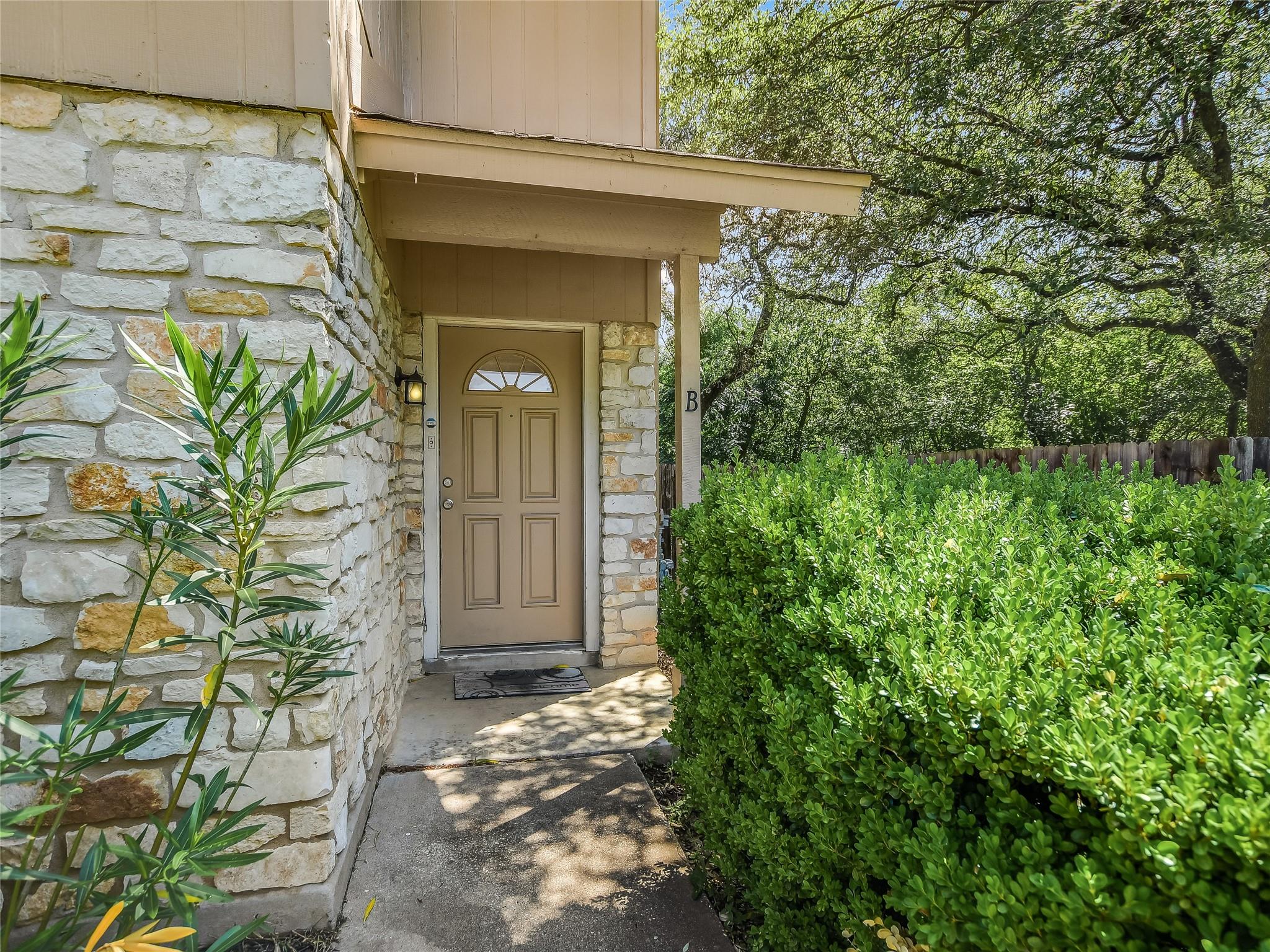 1403 Terrapin Ct # B, Austin, TX 78746