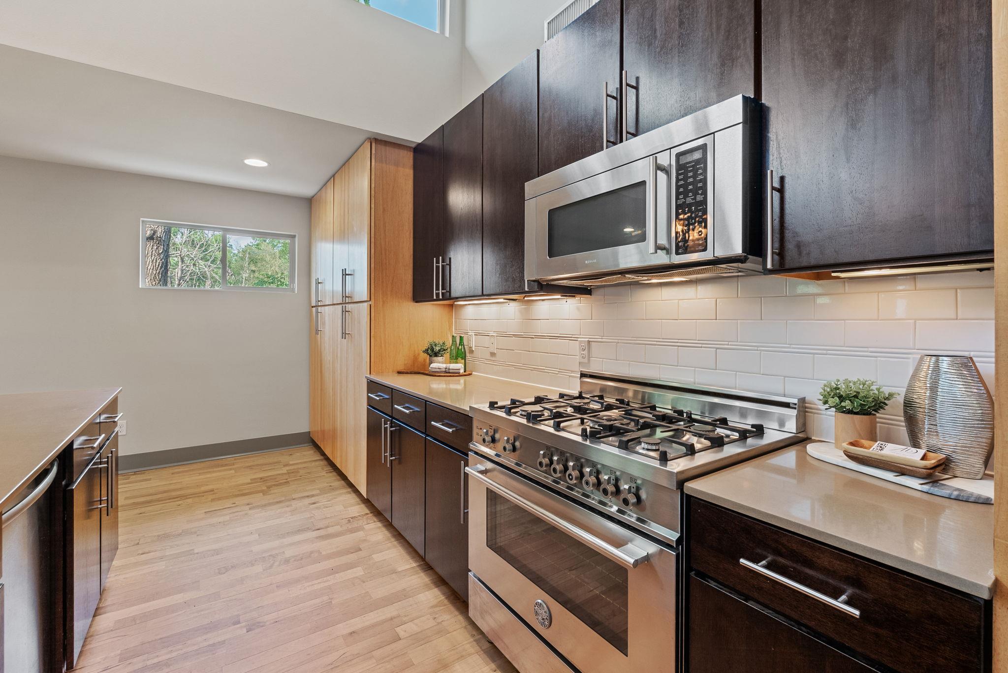 5607 Jim Hogg Ave, Austin, TX 78756