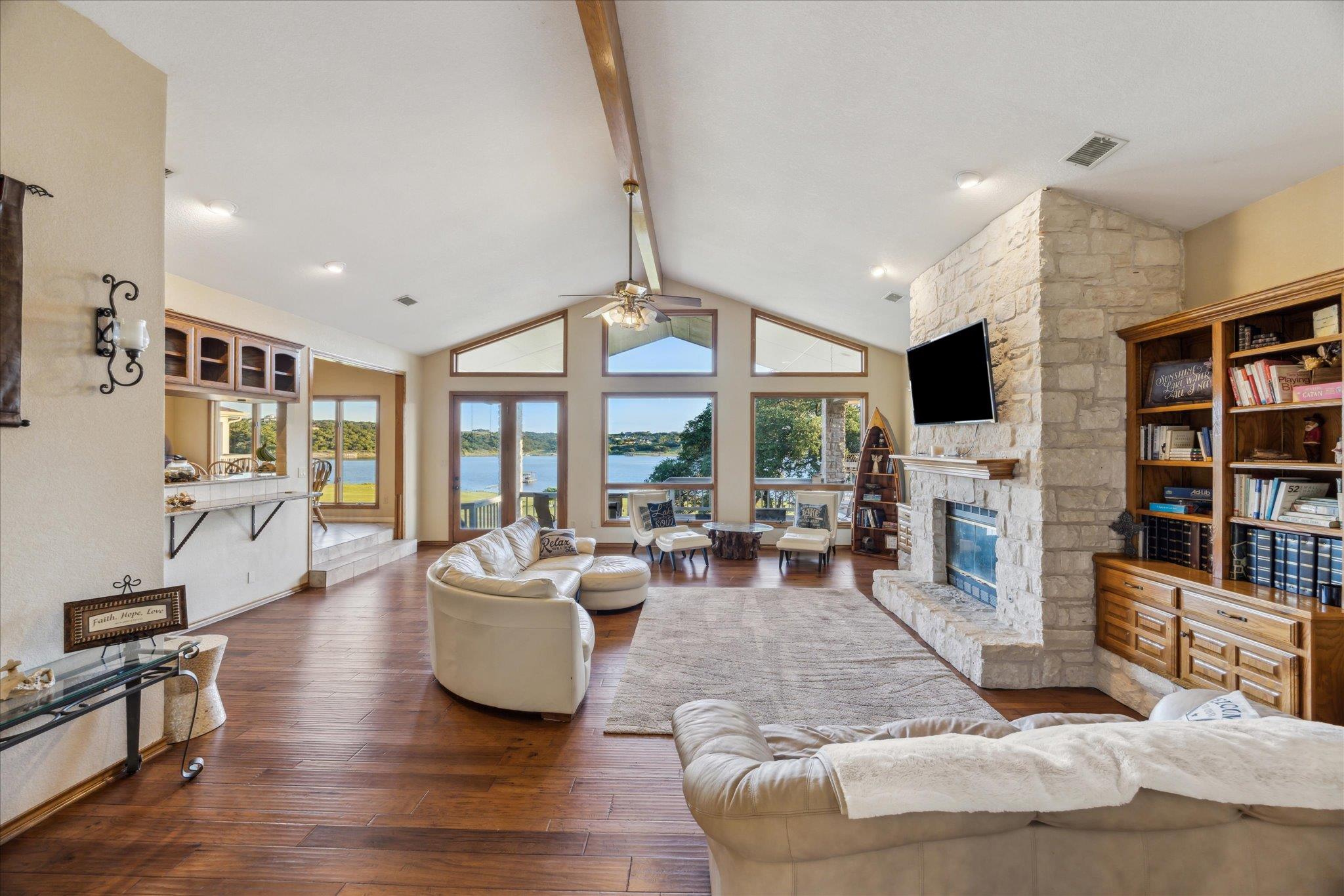 20625 Highland Lake Loop, Lago Vista, TX 78645