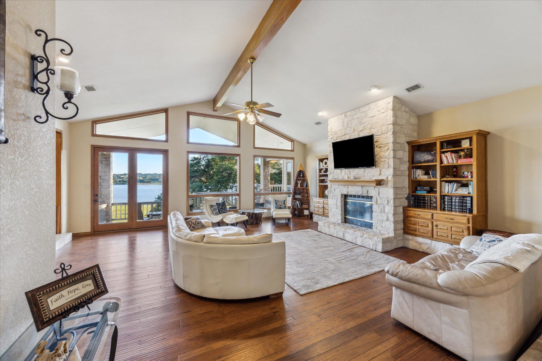 20625 Highland Lake Loop, Lago Vista, TX 78645