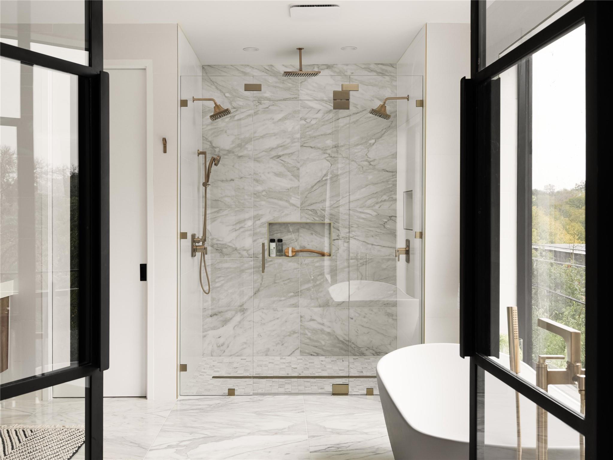 2401 Oakhaven Cir, Austin, TX 78704