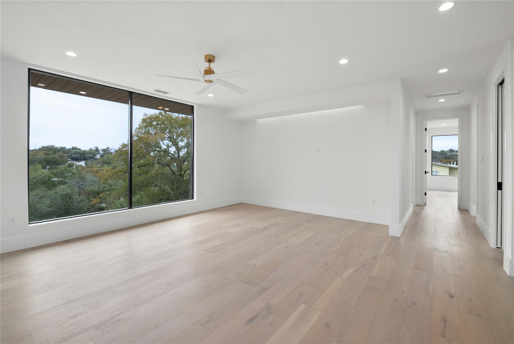 2401 Oakhaven Cir, Austin, TX 78704