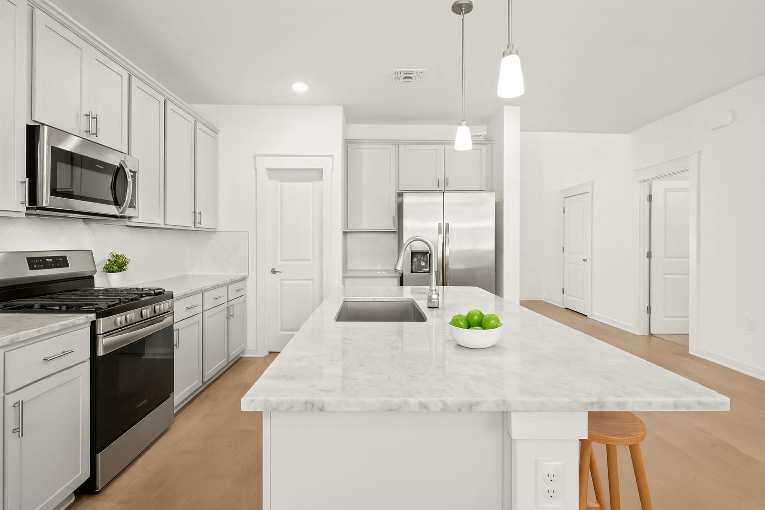 7610 Grenadine Bloom Bnd, Del Valle, TX 78617