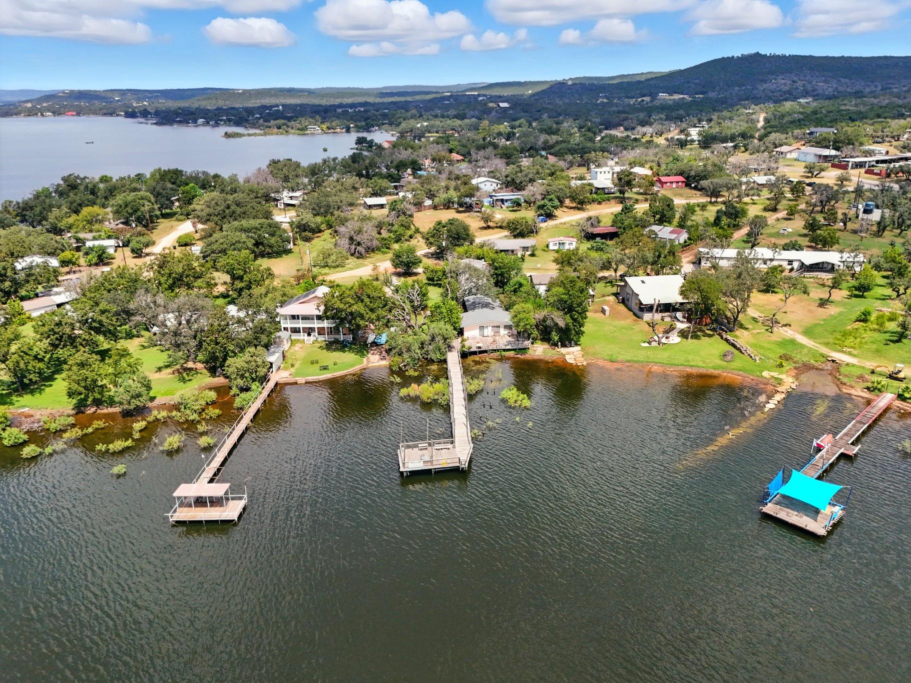 201 Lakewood Dr, Burnet, TX 78611