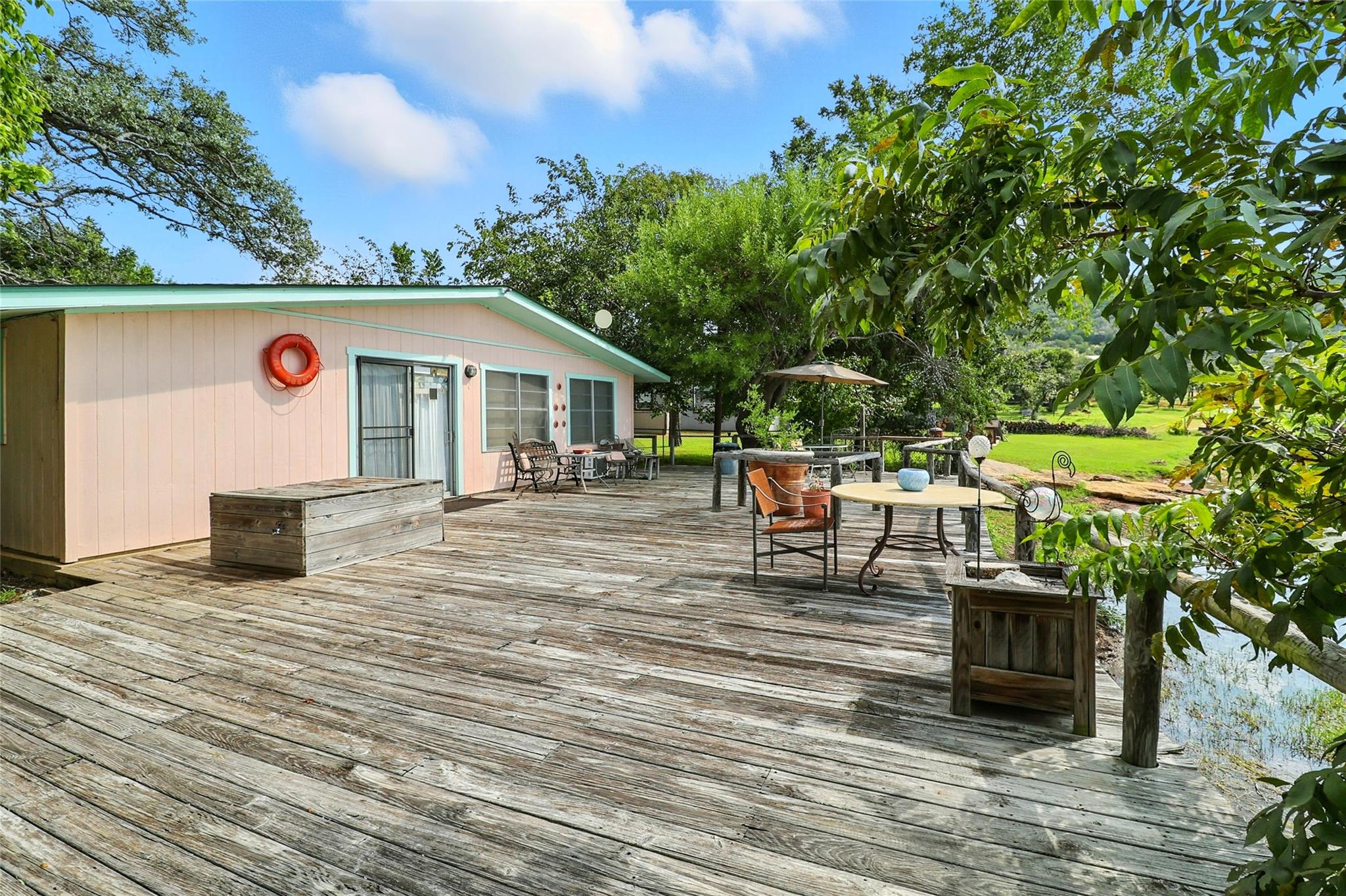 201 Lakewood Dr, Burnet, TX 78611