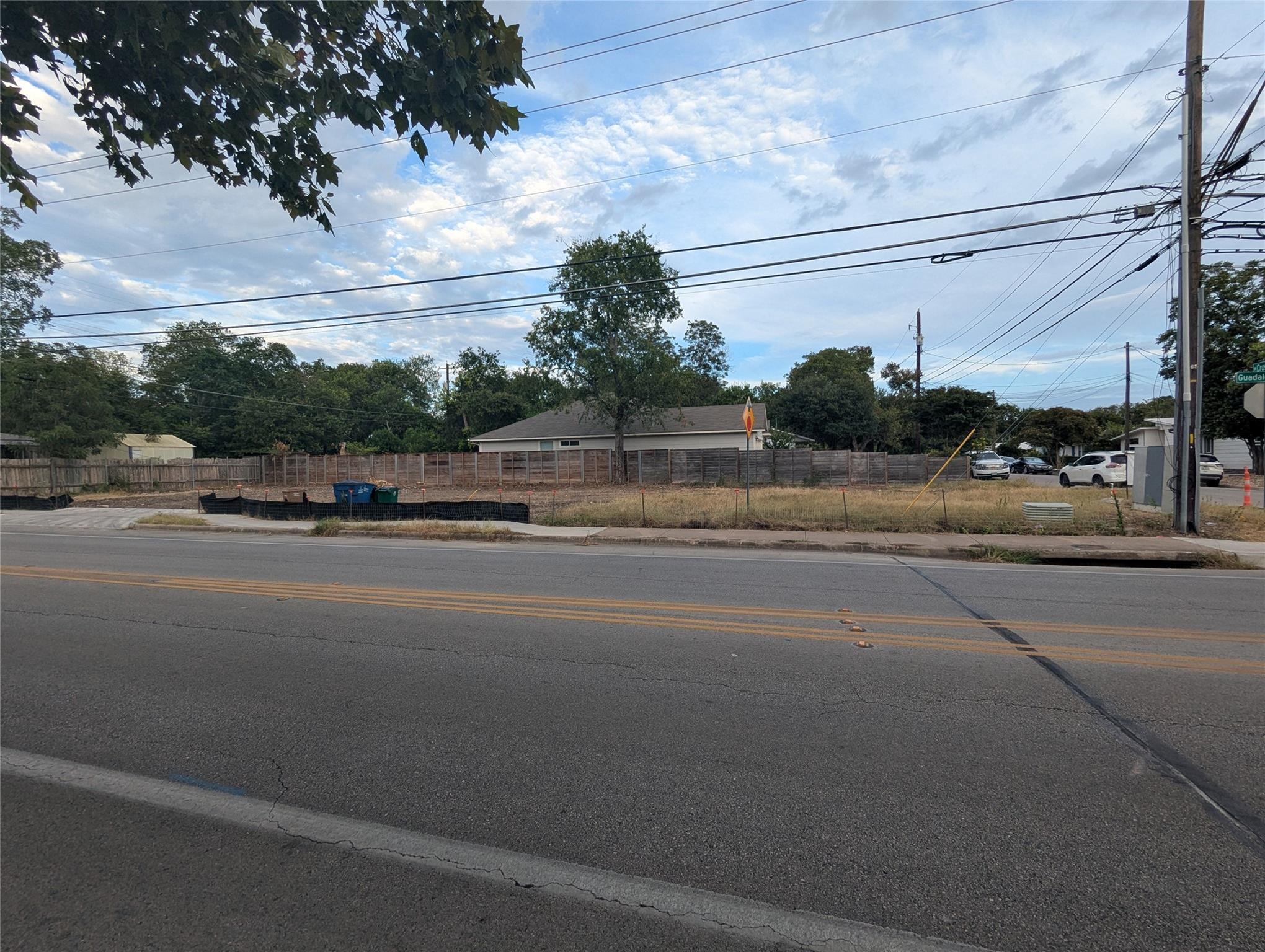 7403A Guadalupe St, Austin, TX 78752