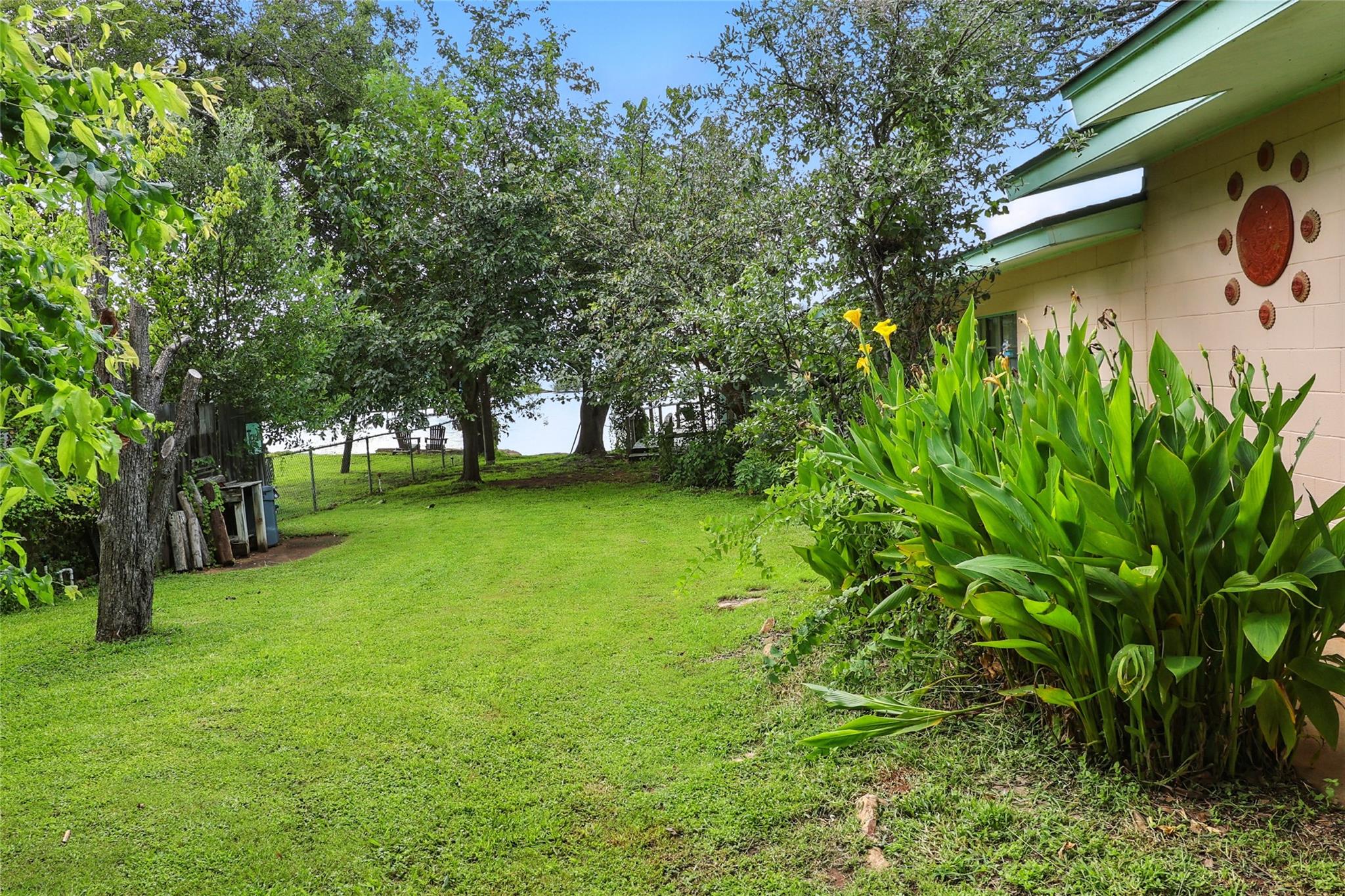 201 Lakewood Dr, Burnet, TX 78611