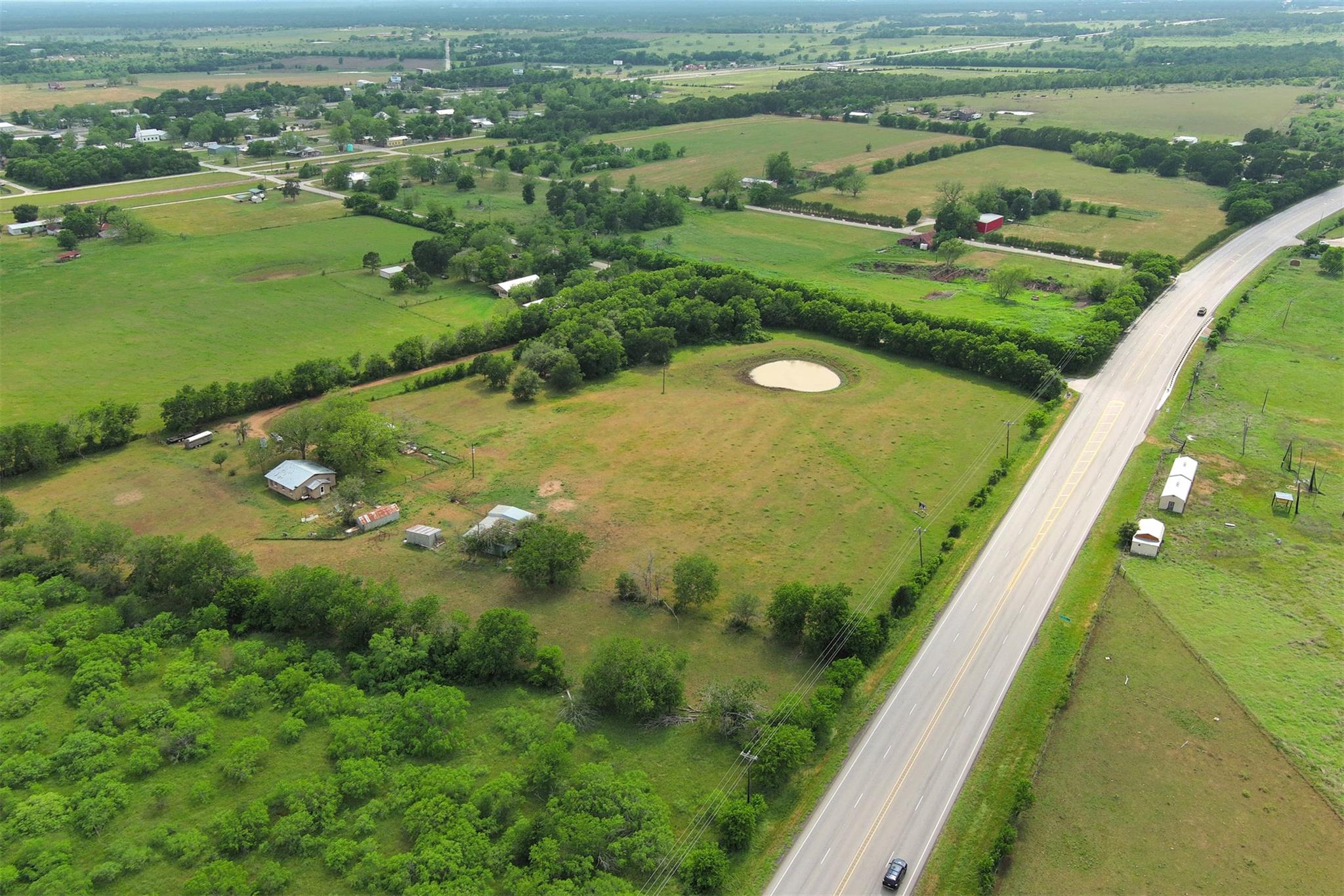 181 N Main St, Paige, TX 78659