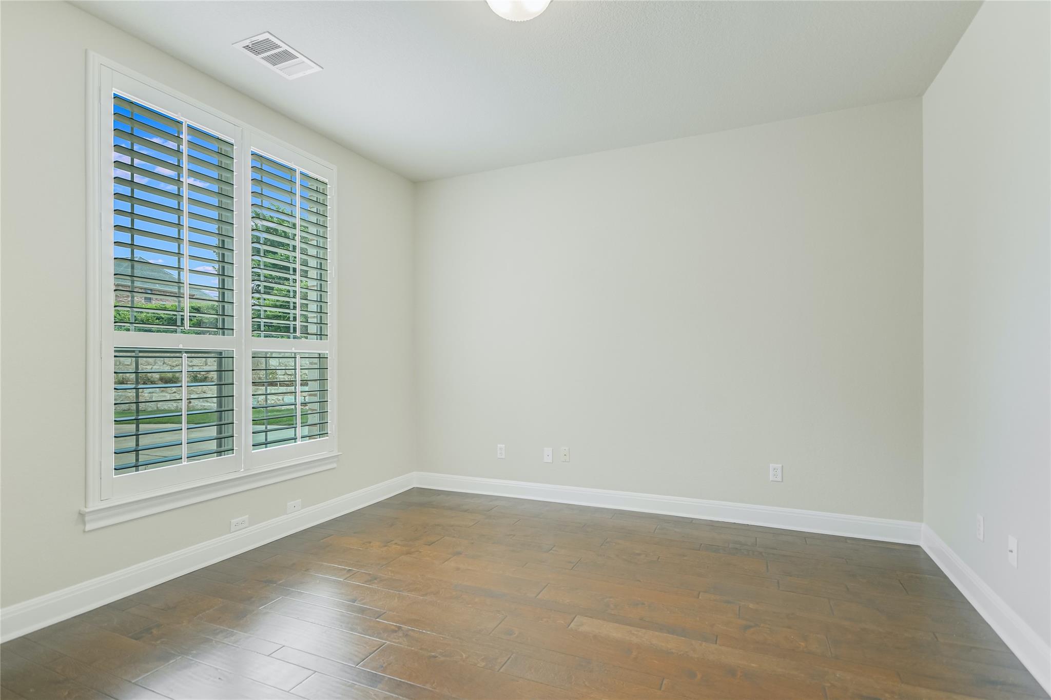 307 Hensley Dr, Austin, TX 78738