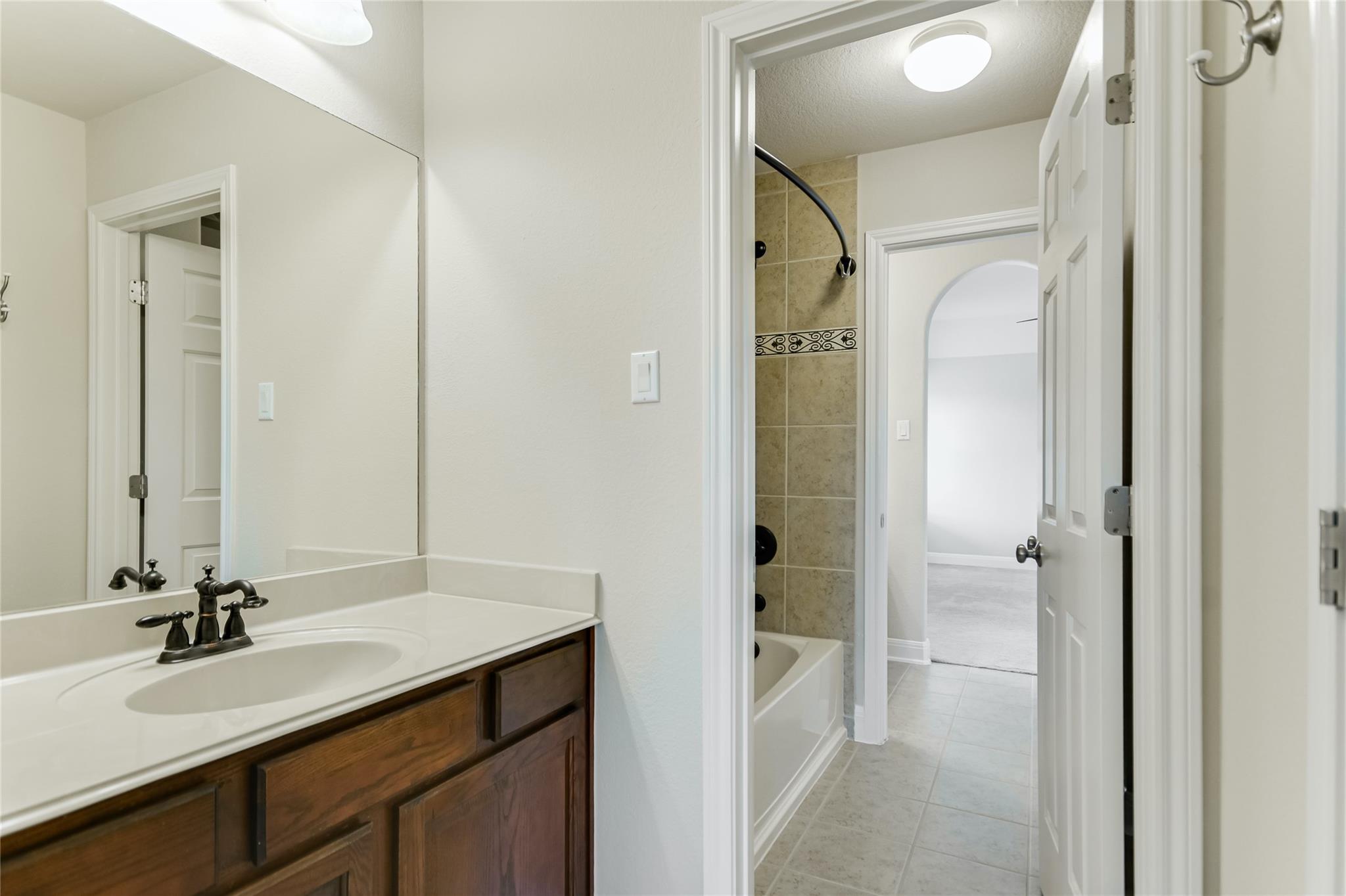 307 Hensley Dr, Austin, TX 78738
