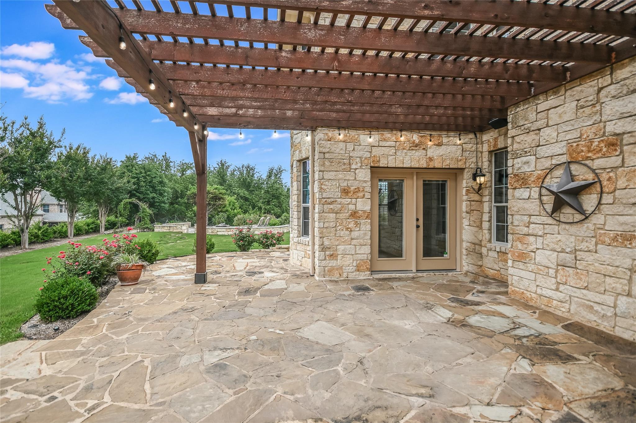 307 Hensley Dr, Austin, TX 78738