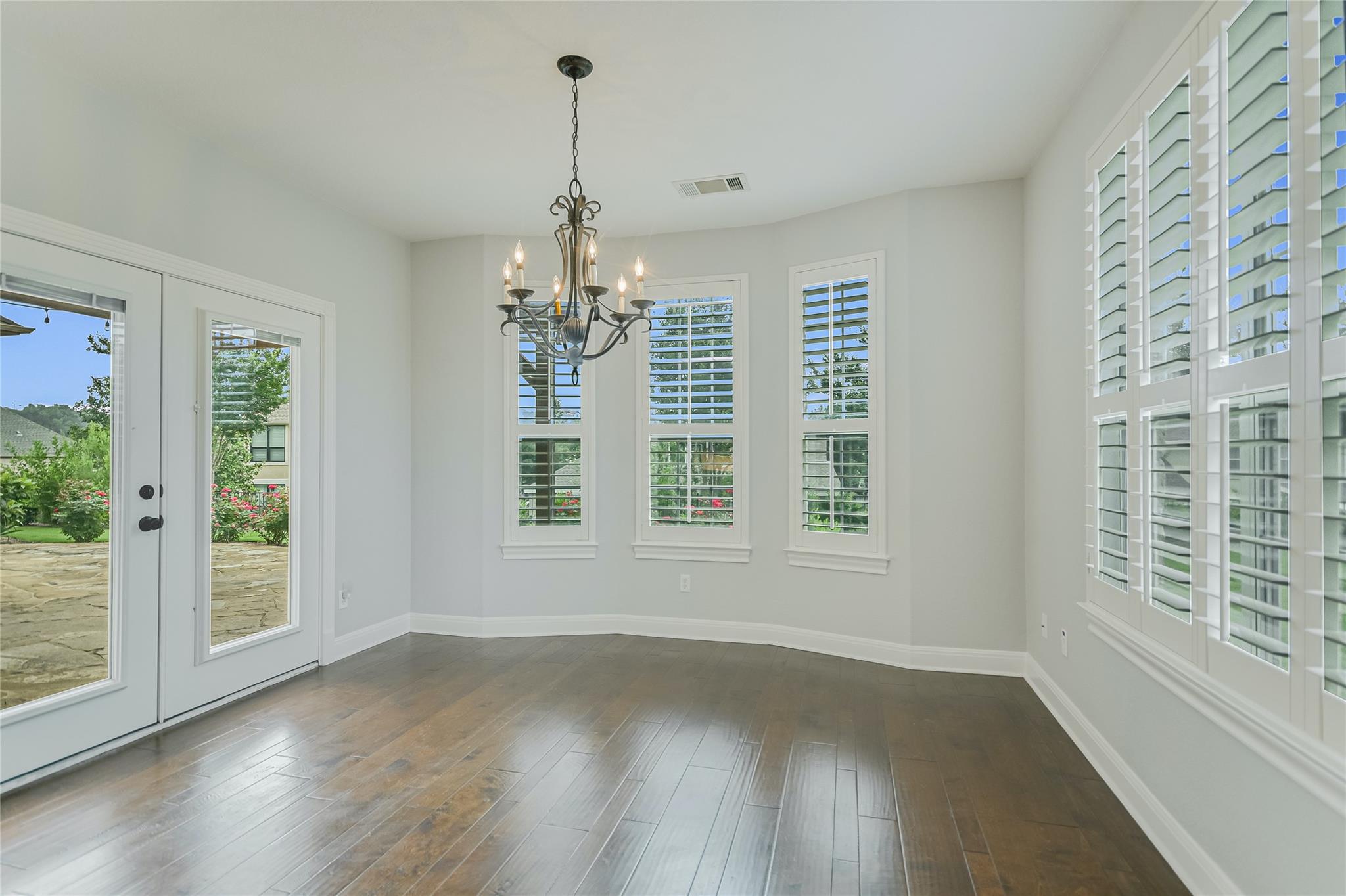 307 Hensley Dr, Austin, TX 78738