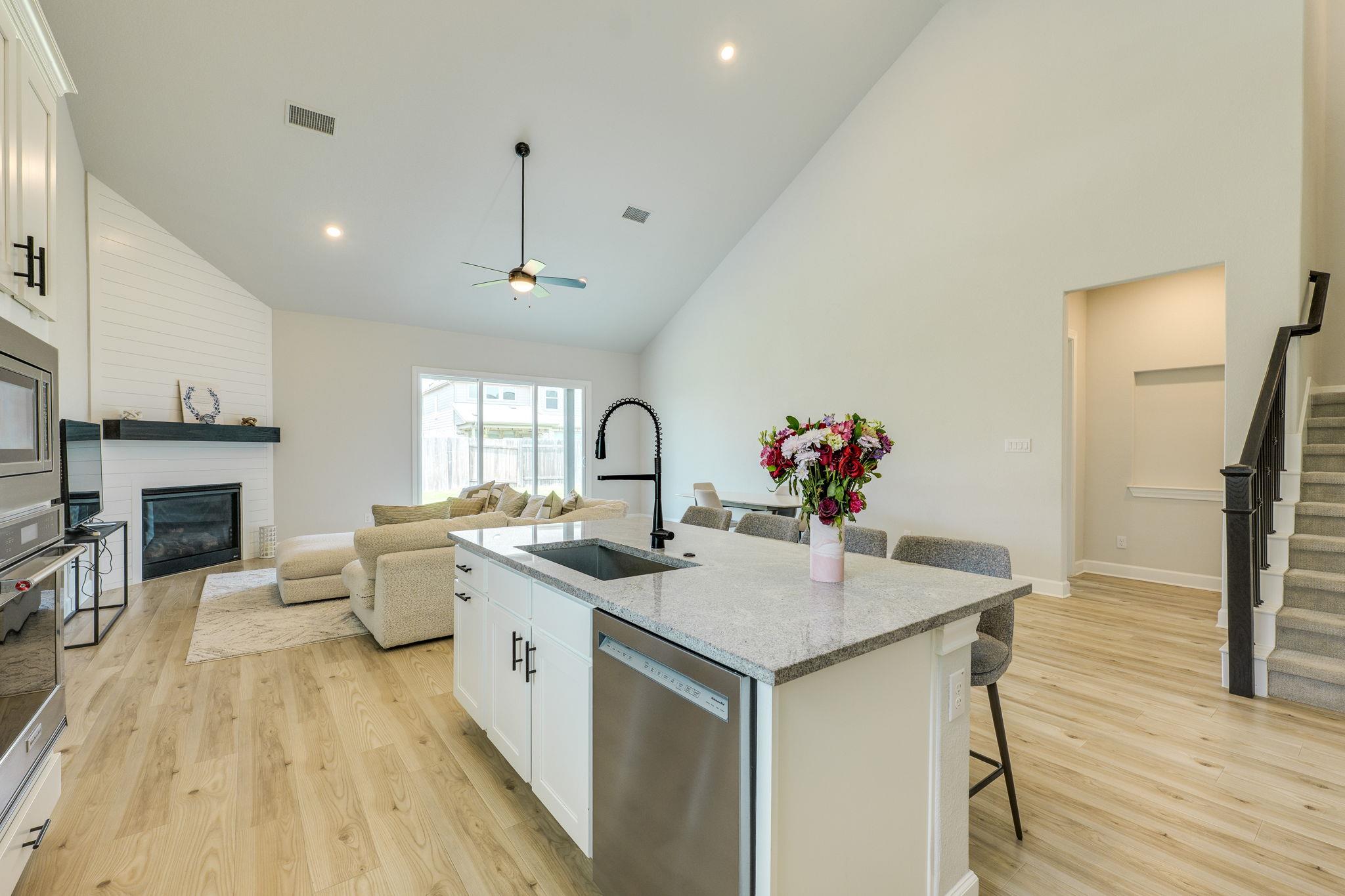 17420 Autumn Falls Dr, Manor, TX 78653