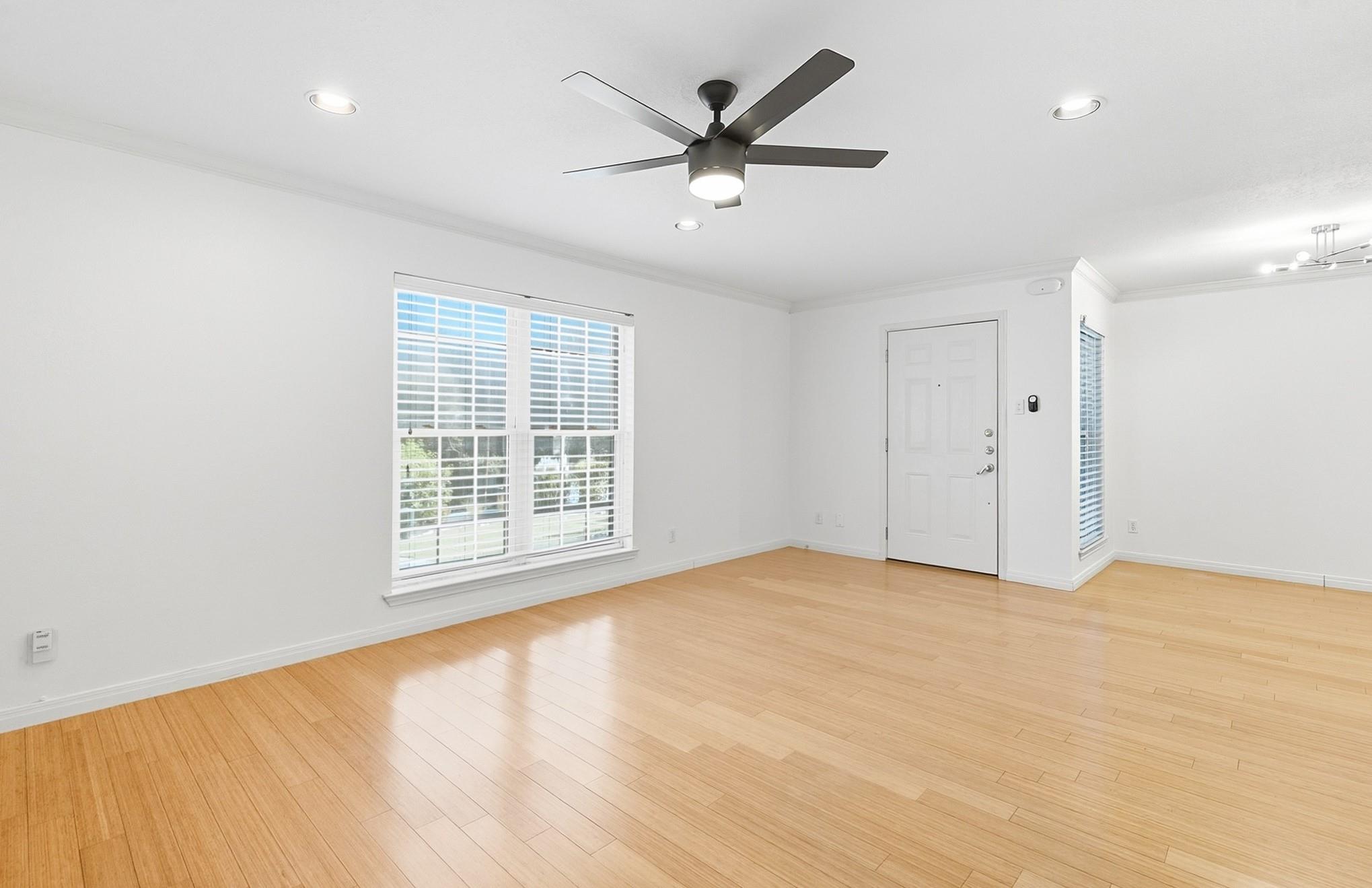 900 S Lamar Blvd # 210, Austin, TX 78704