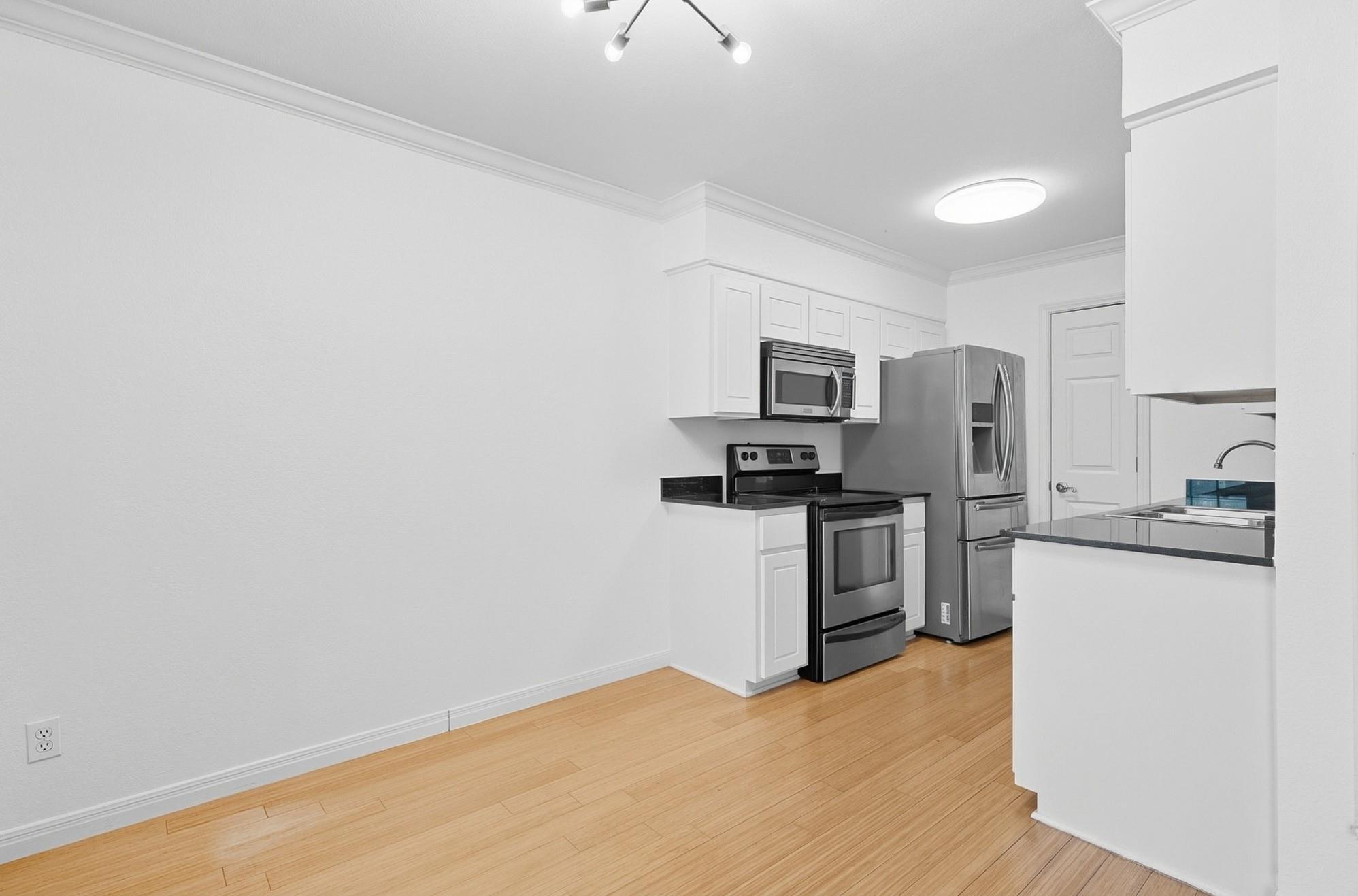 900 S Lamar Blvd # 210, Austin, TX 78704