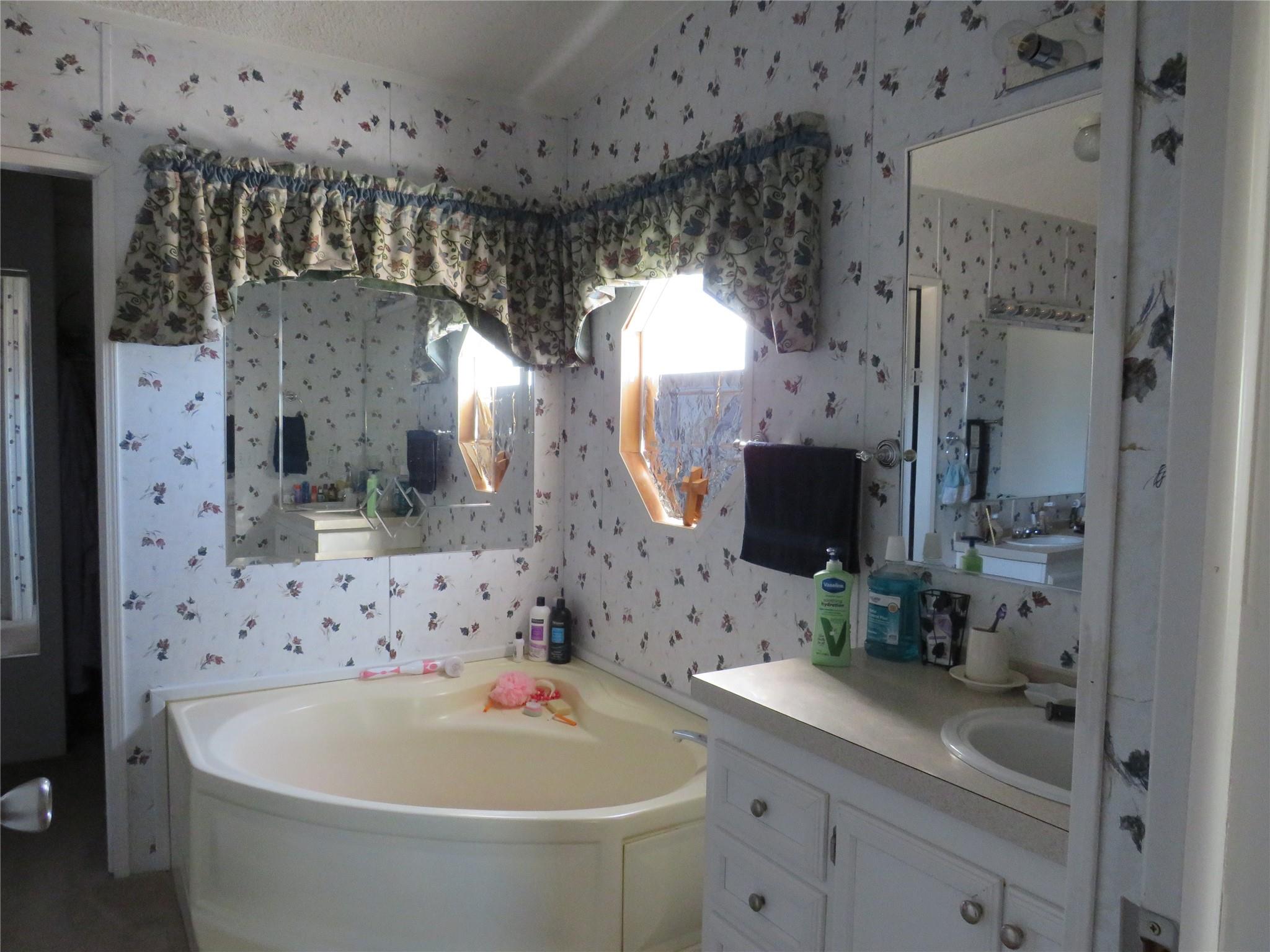 15490 E State Highway 29, Buchanan Dam, TX 78609