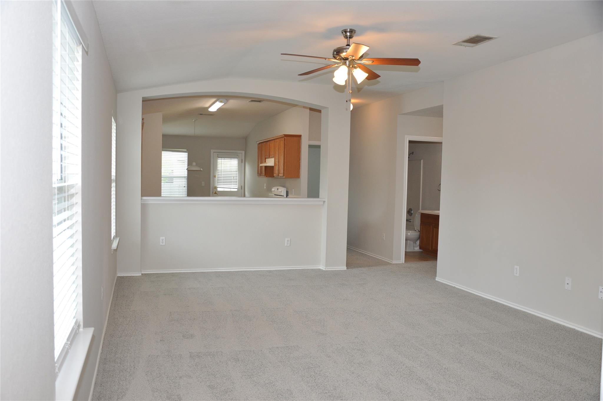 12817 Paloma Blanca Way, Del Valle, TX 78617
