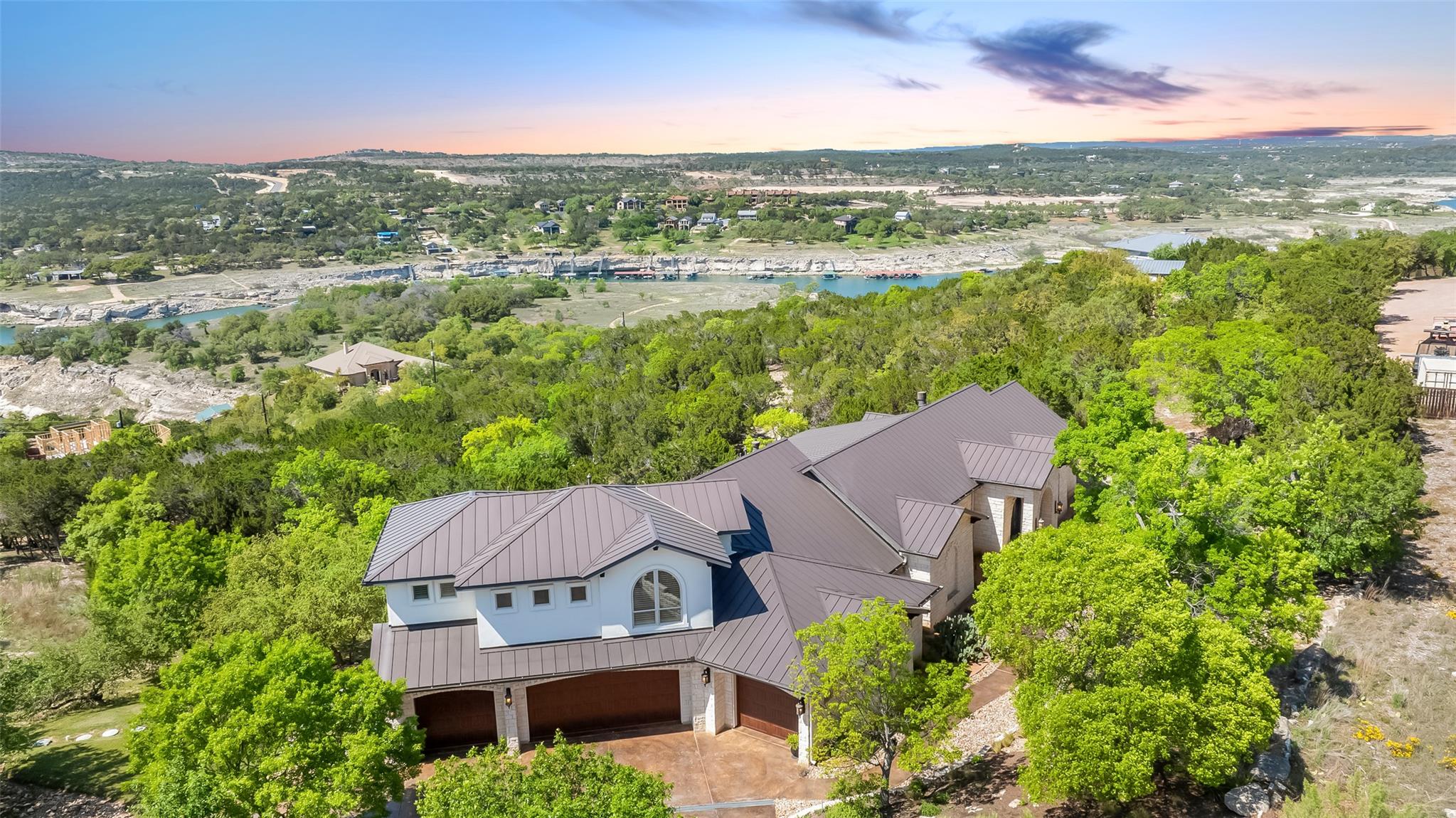 2452 Lakehurst Rd # 4, Spicewood, TX 78669
