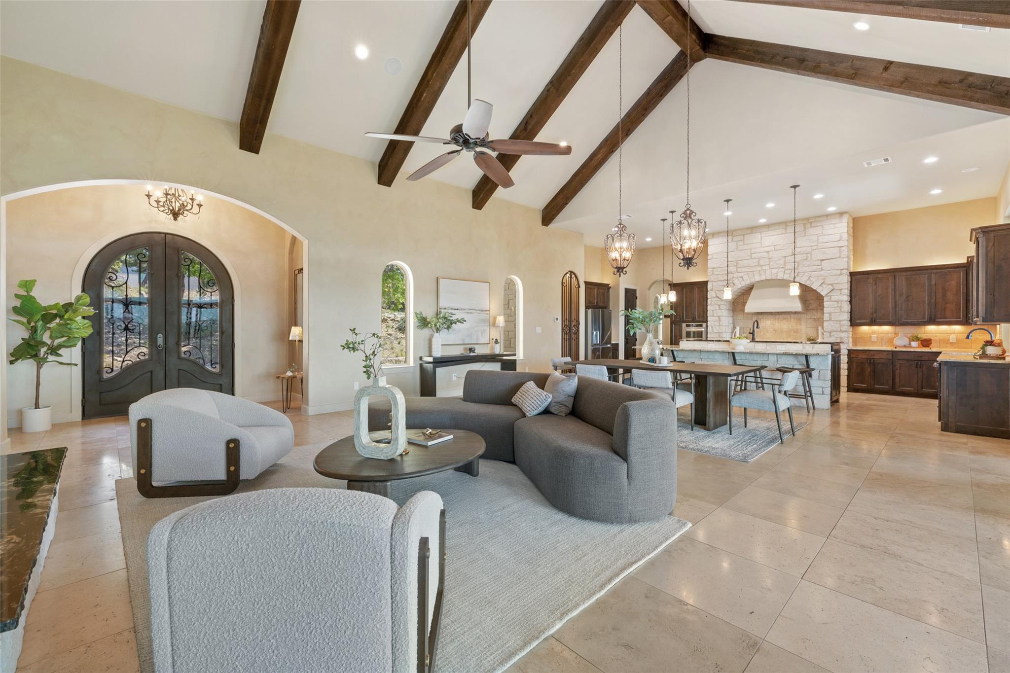 2452 Lakehurst Rd # 4, Spicewood, TX 78669