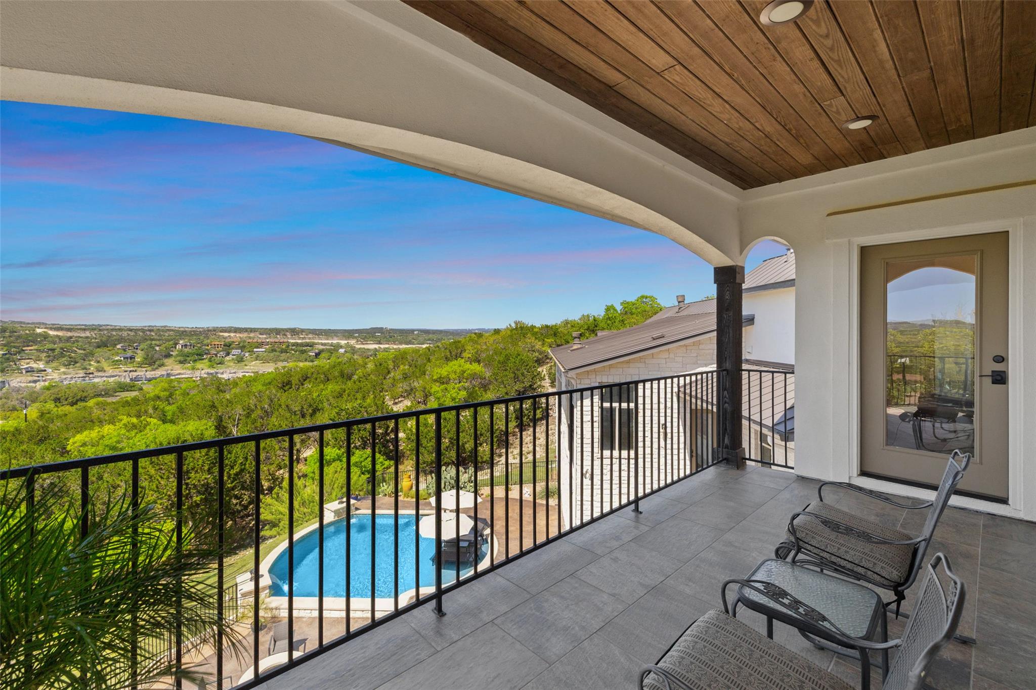 2452 Lakehurst Rd # 4, Spicewood, TX 78669