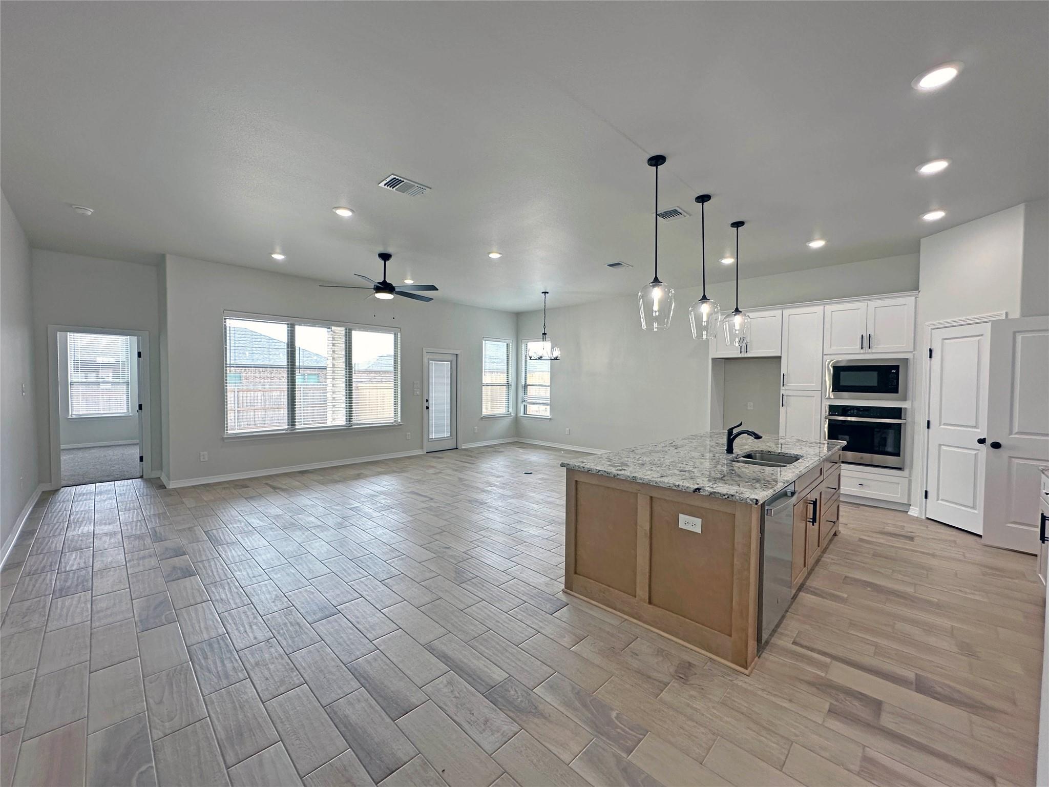 801 Eagle Crest Cv, Salado, TX 76571