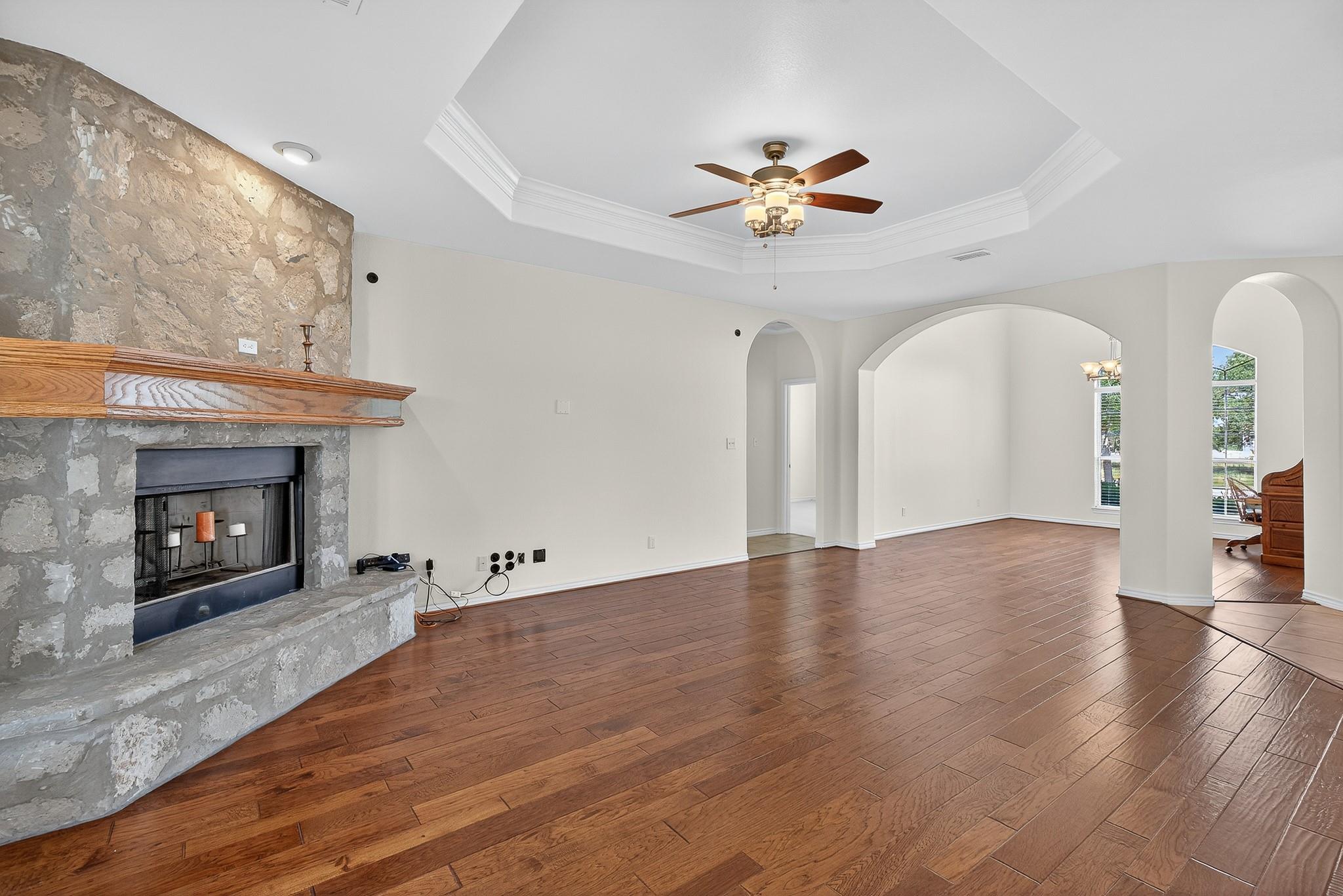 114 Friends Wood Ave, Kingsland, TX 78639