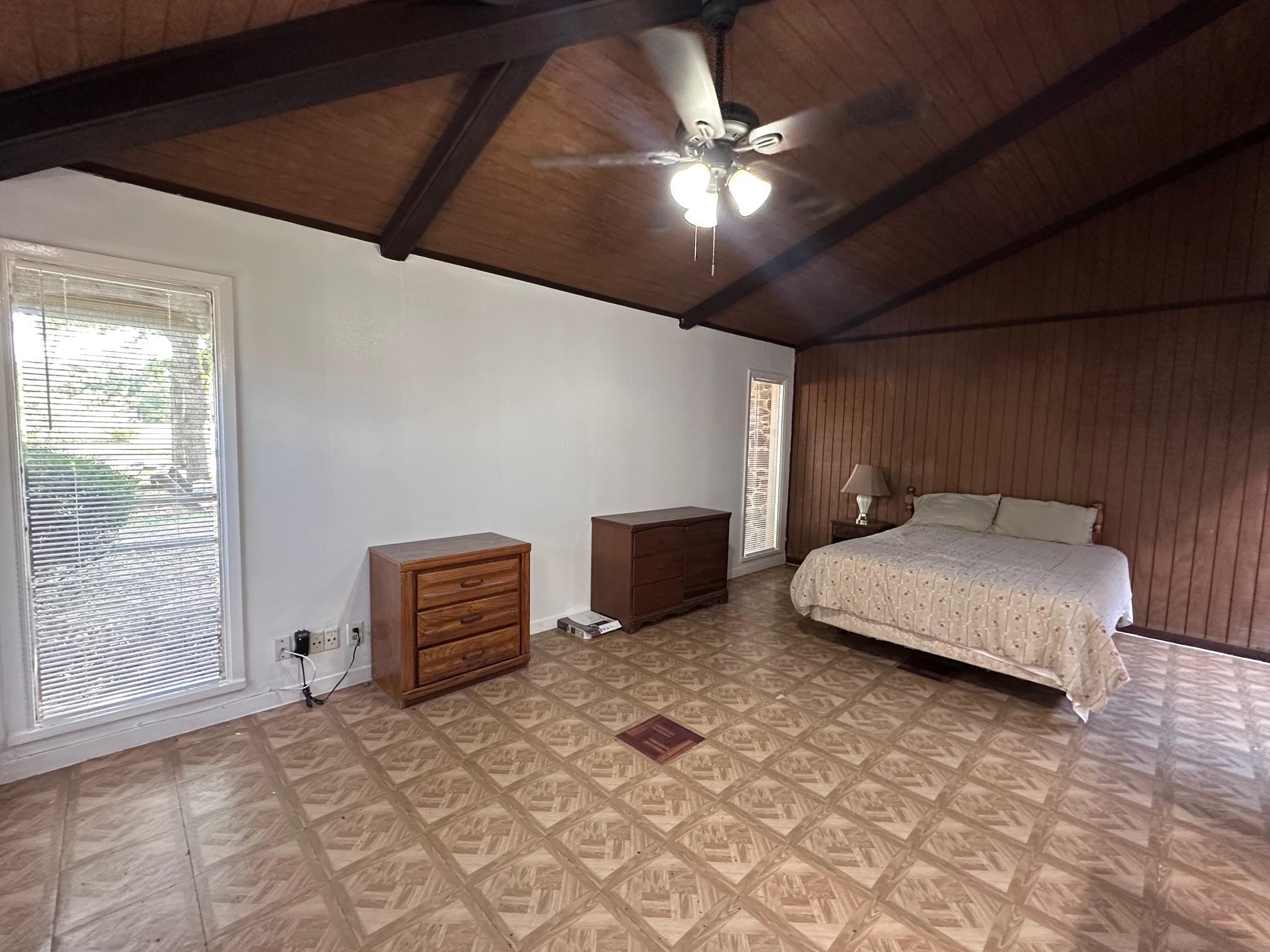 126 Conference Dr # 212, Bastrop, TX 78602