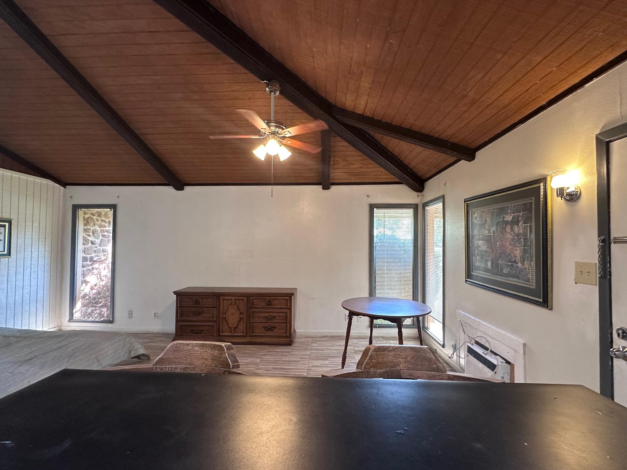 126 Conference Dr # 212, Bastrop, TX 78602