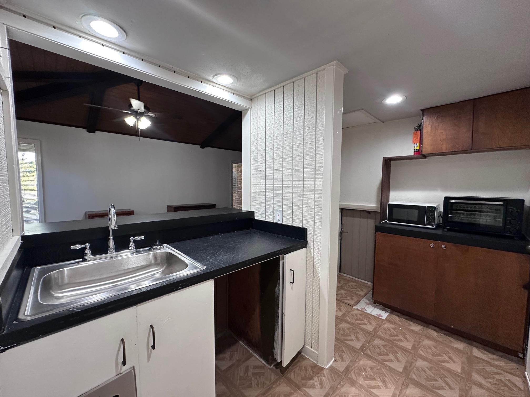 126 Conference Dr # 212, Bastrop, TX 78602