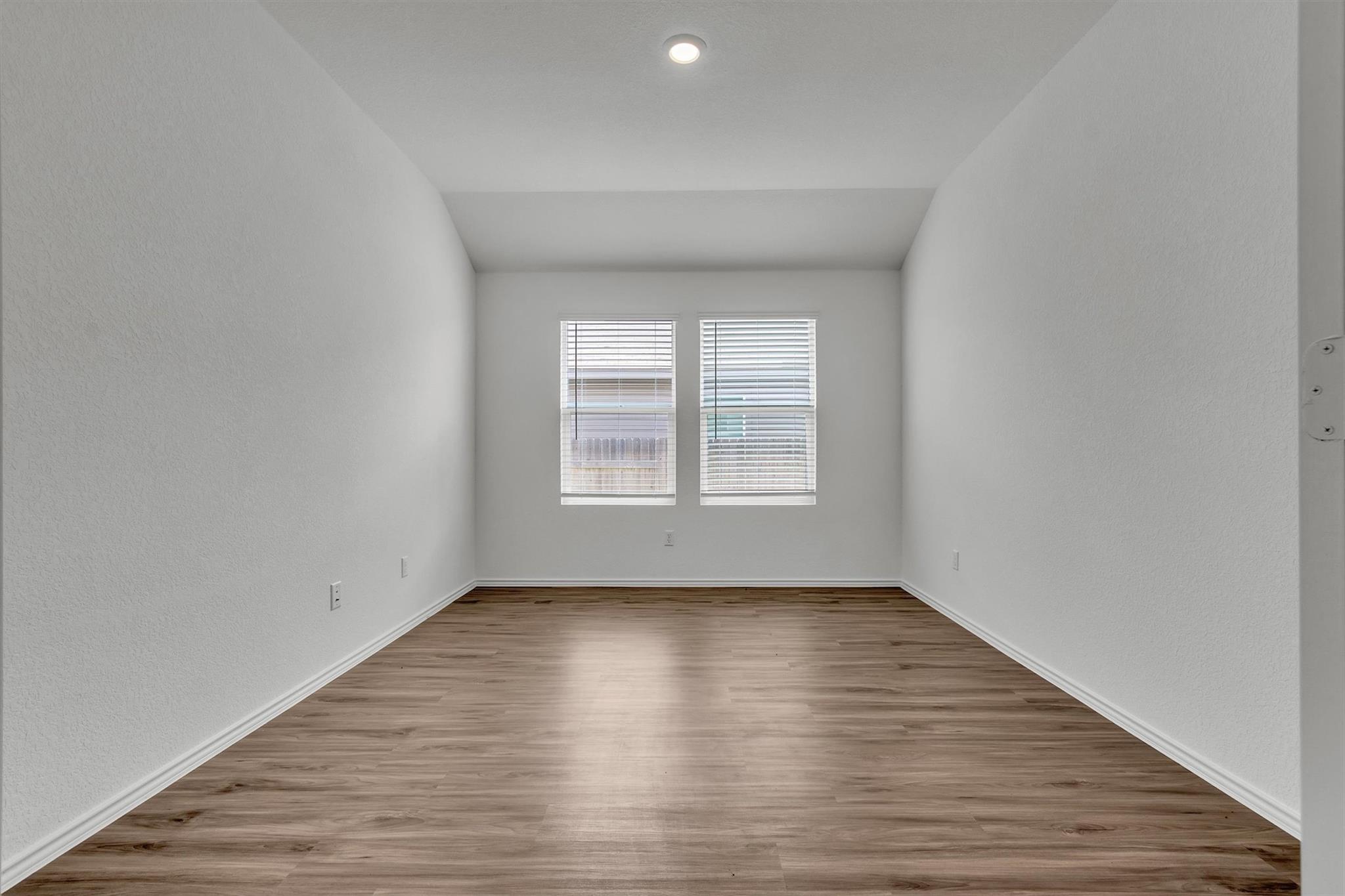 607 Bluejack Way, Hutto, TX 78634