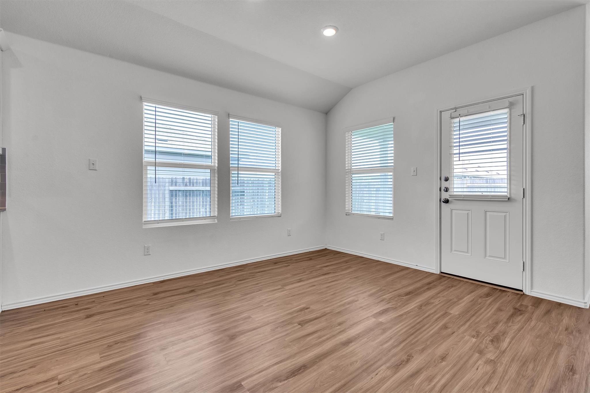 607 Bluejack Way, Hutto, TX 78634