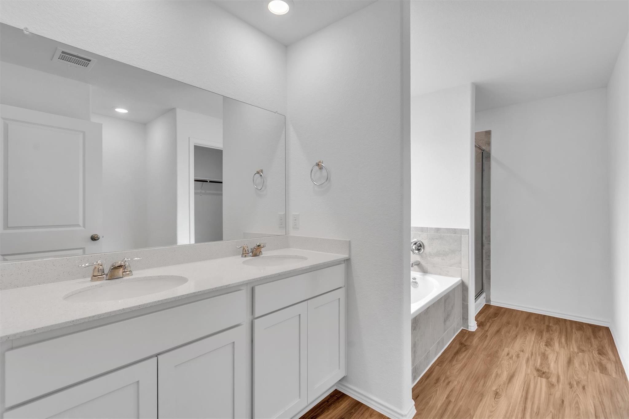 607 Bluejack Way, Hutto, TX 78634