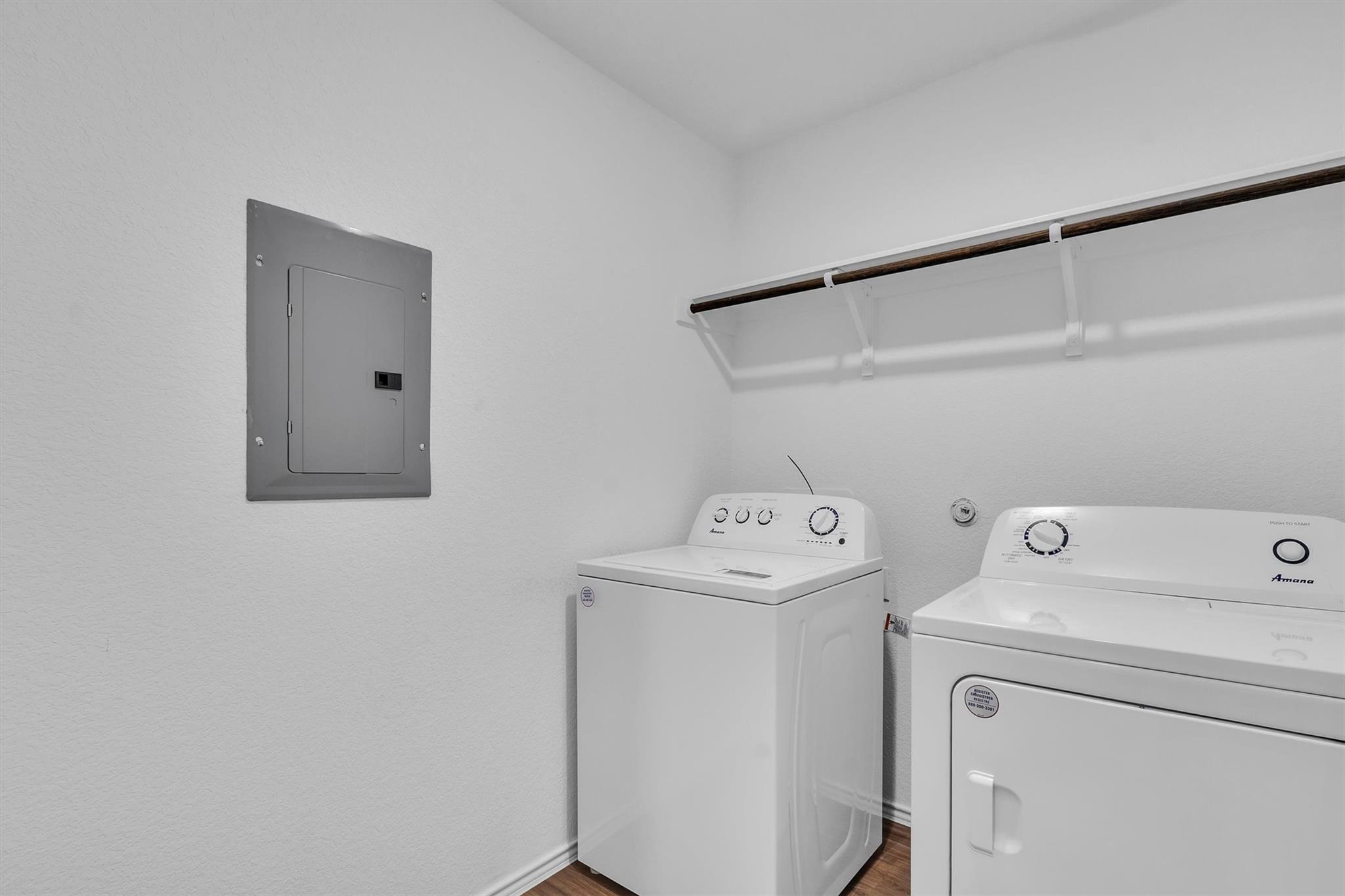 607 Bluejack Way, Hutto, TX 78634