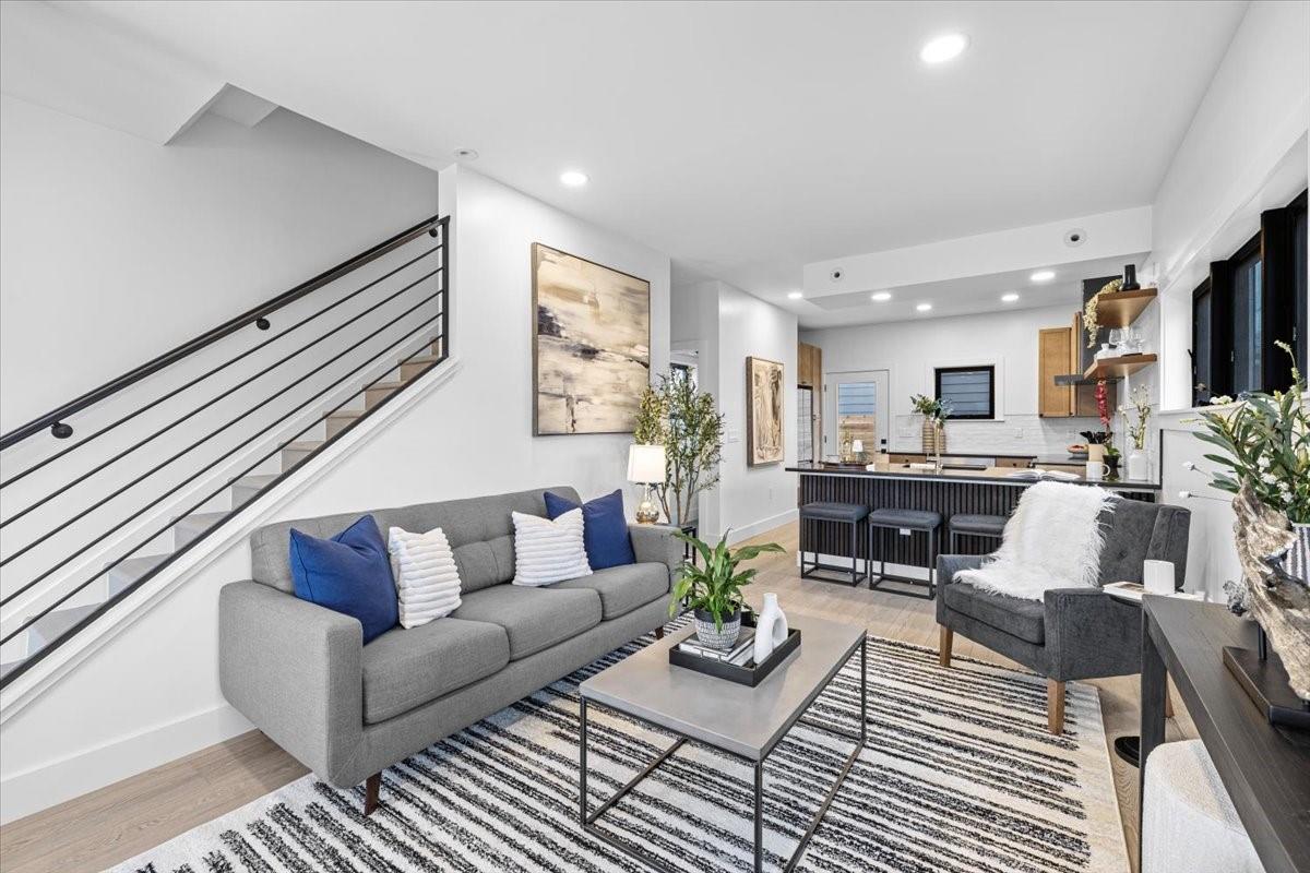 307 W Elizabeth St # 1, Austin, TX 78704