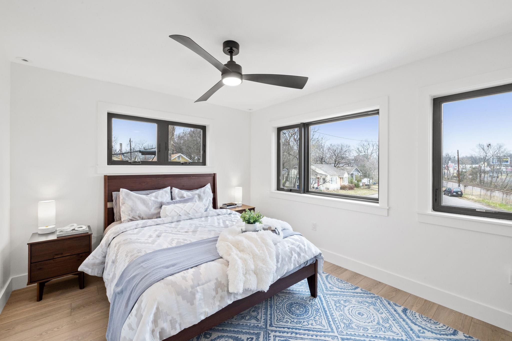 307 W Elizabeth St # 1, Austin, TX 78704