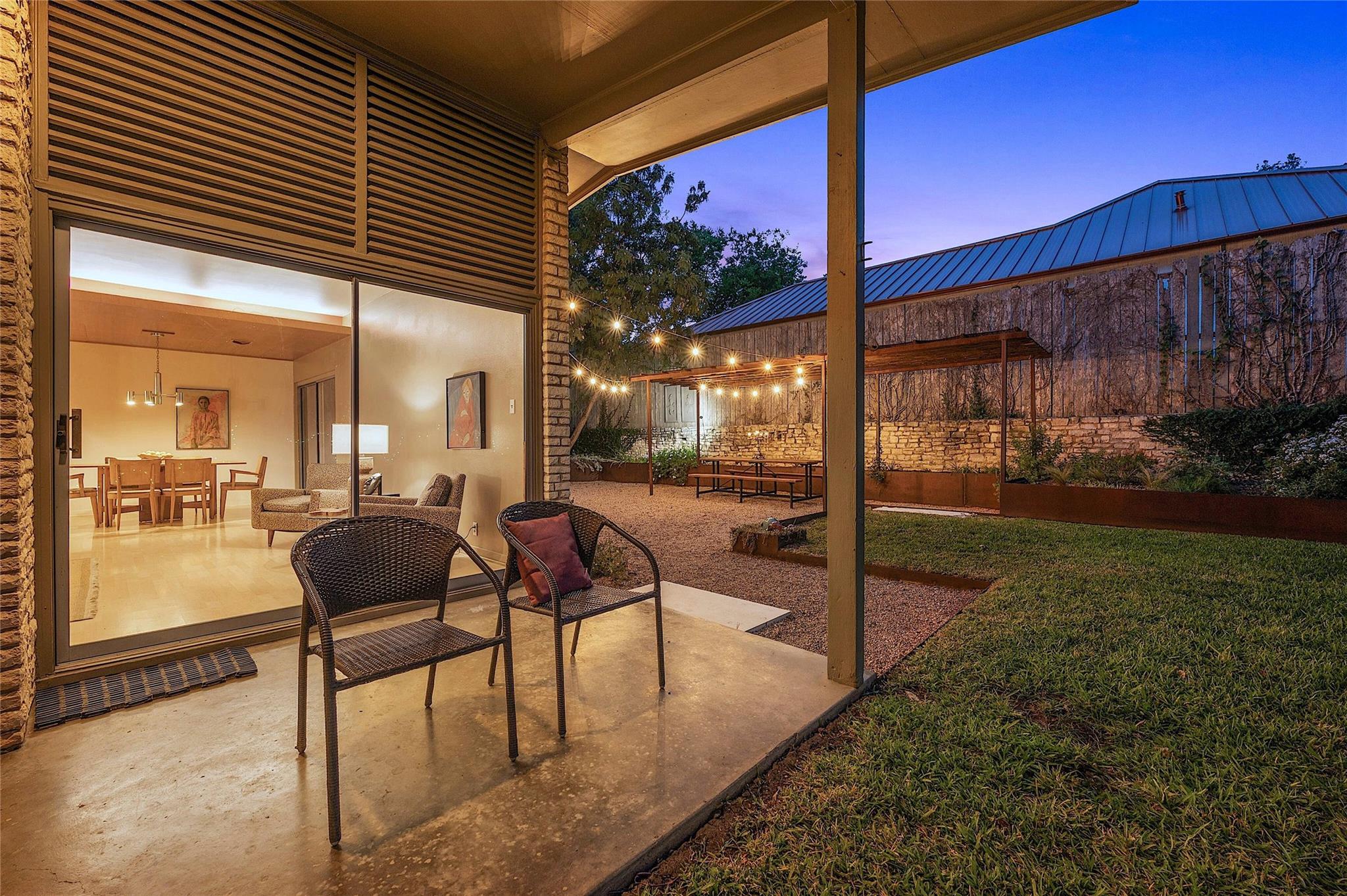 1813 Vance Cir, Austin, TX 78701