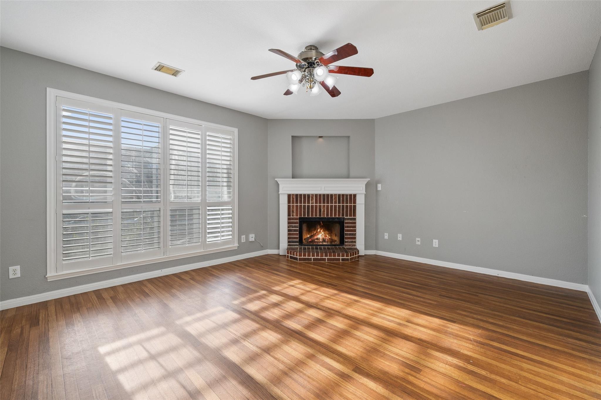 803 Lawmans Ct, Round Rock, TX 78665
