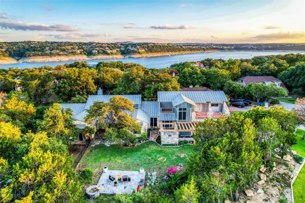 18500 Lakehead Cir, Point Venture, TX 78645