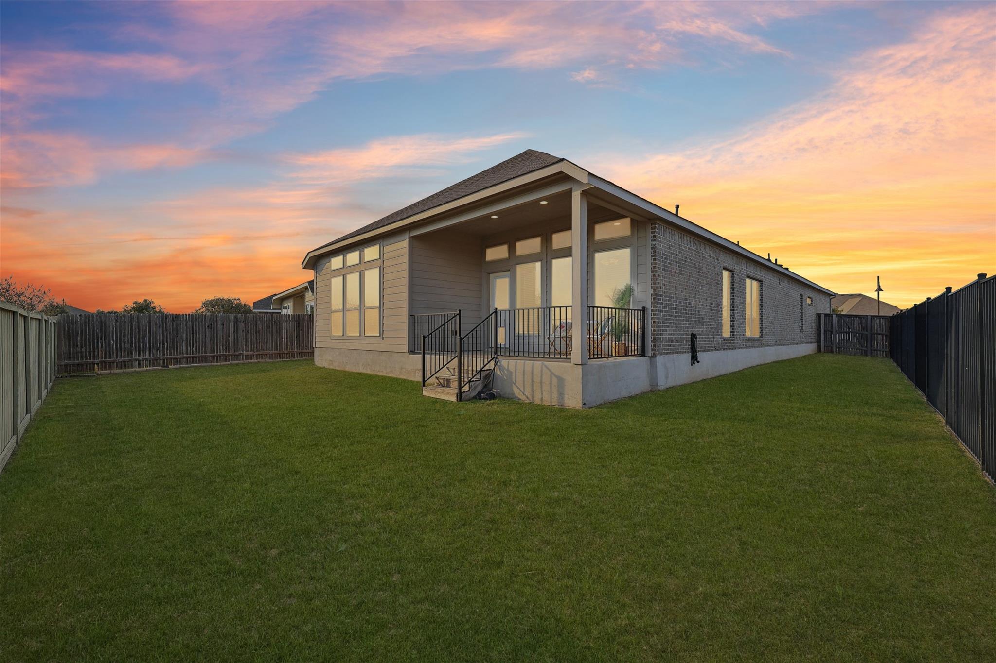 120 Krupp Ave, Liberty Hill, TX 78642