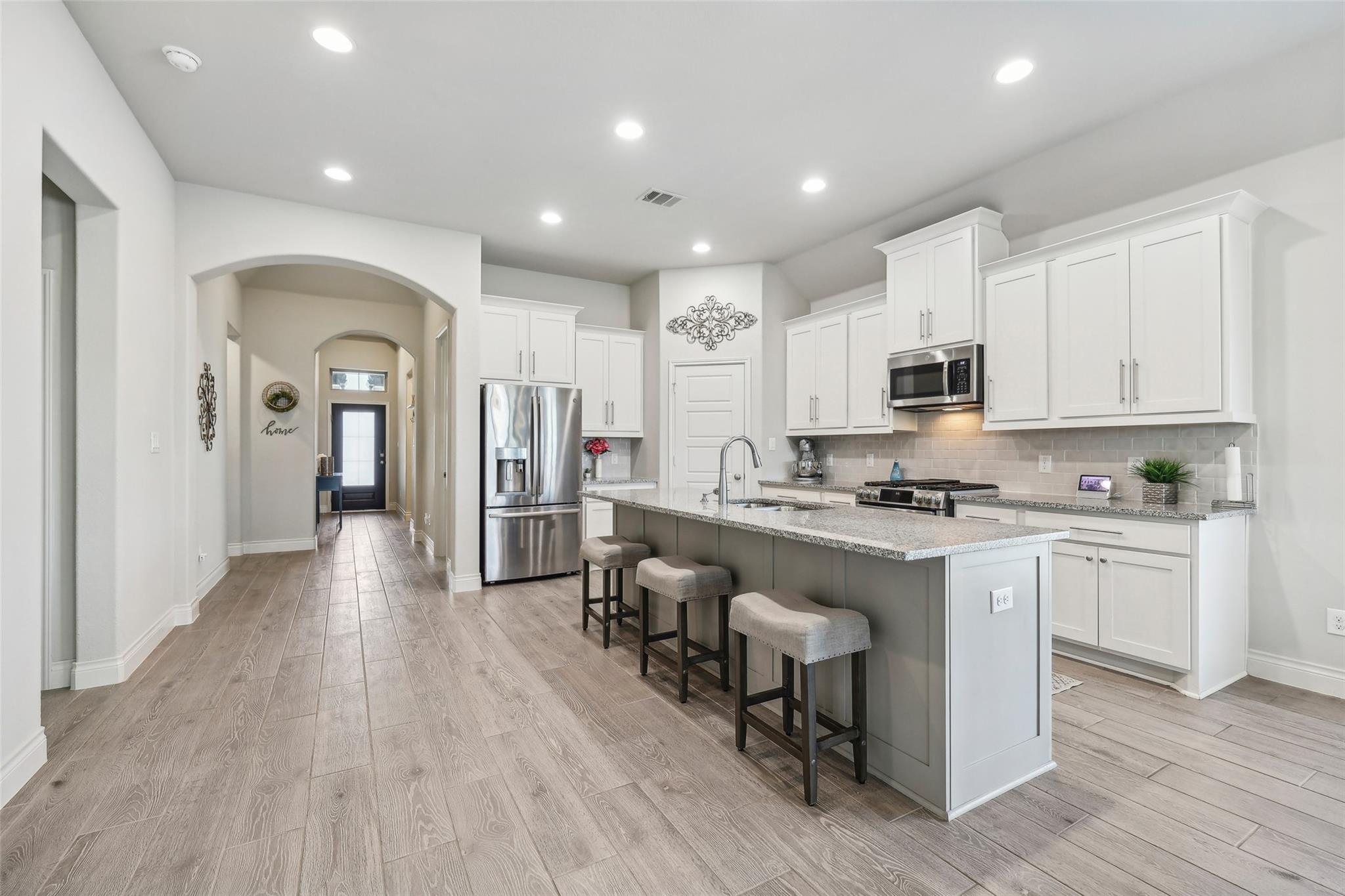 120 Krupp Ave, Liberty Hill, TX 78642