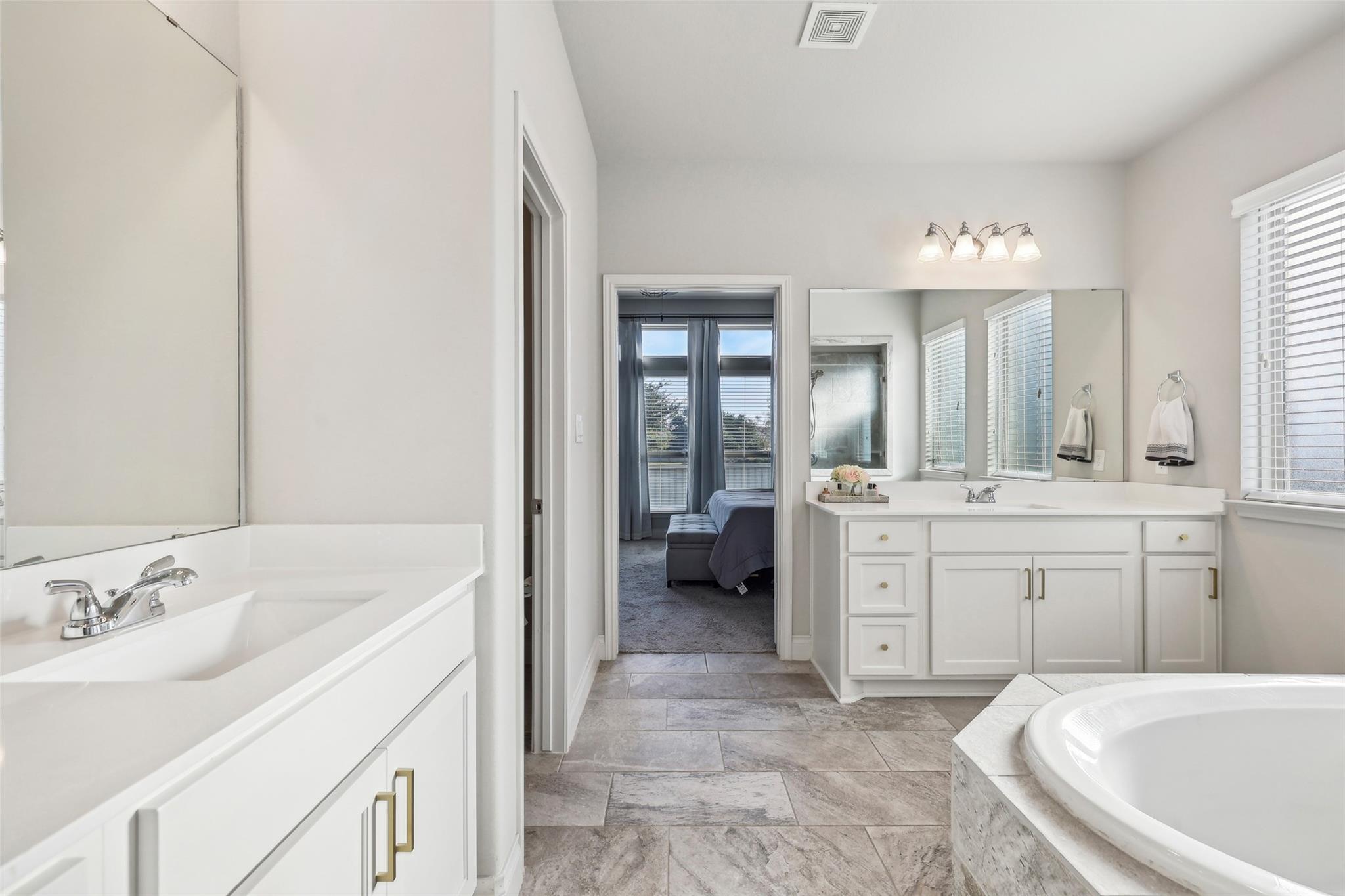 120 Krupp Ave, Liberty Hill, TX 78642
