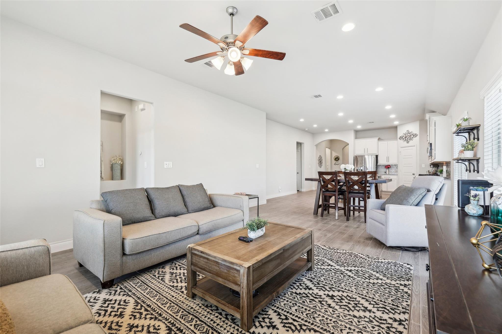 120 Krupp Ave, Liberty Hill, TX 78642