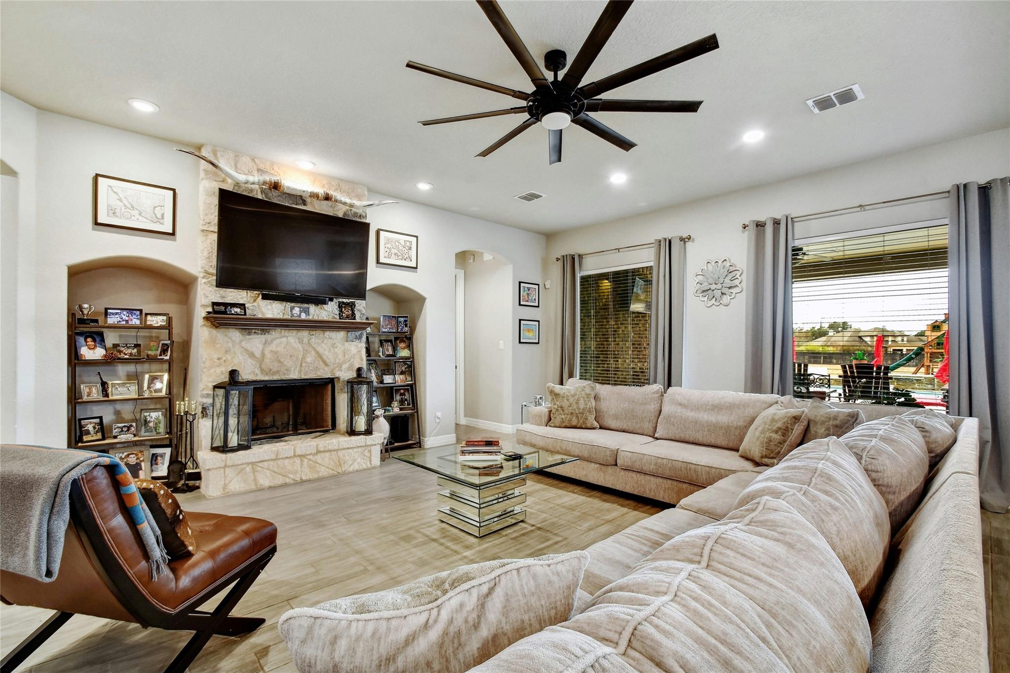 7147 Agarita Mist Cir, Boerne, TX 78015