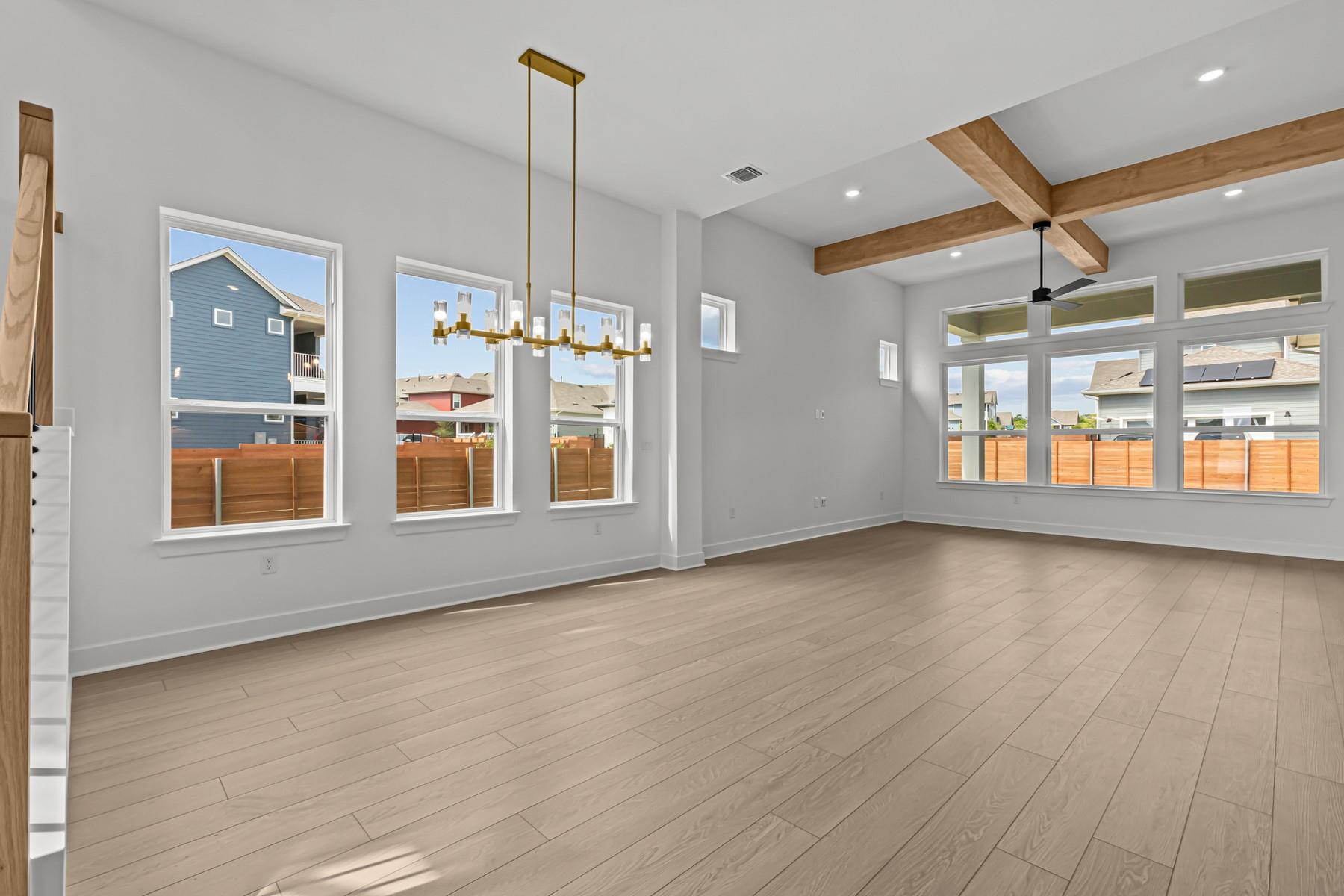 5900 Comanche Moon Trl, Austin, TX 78747