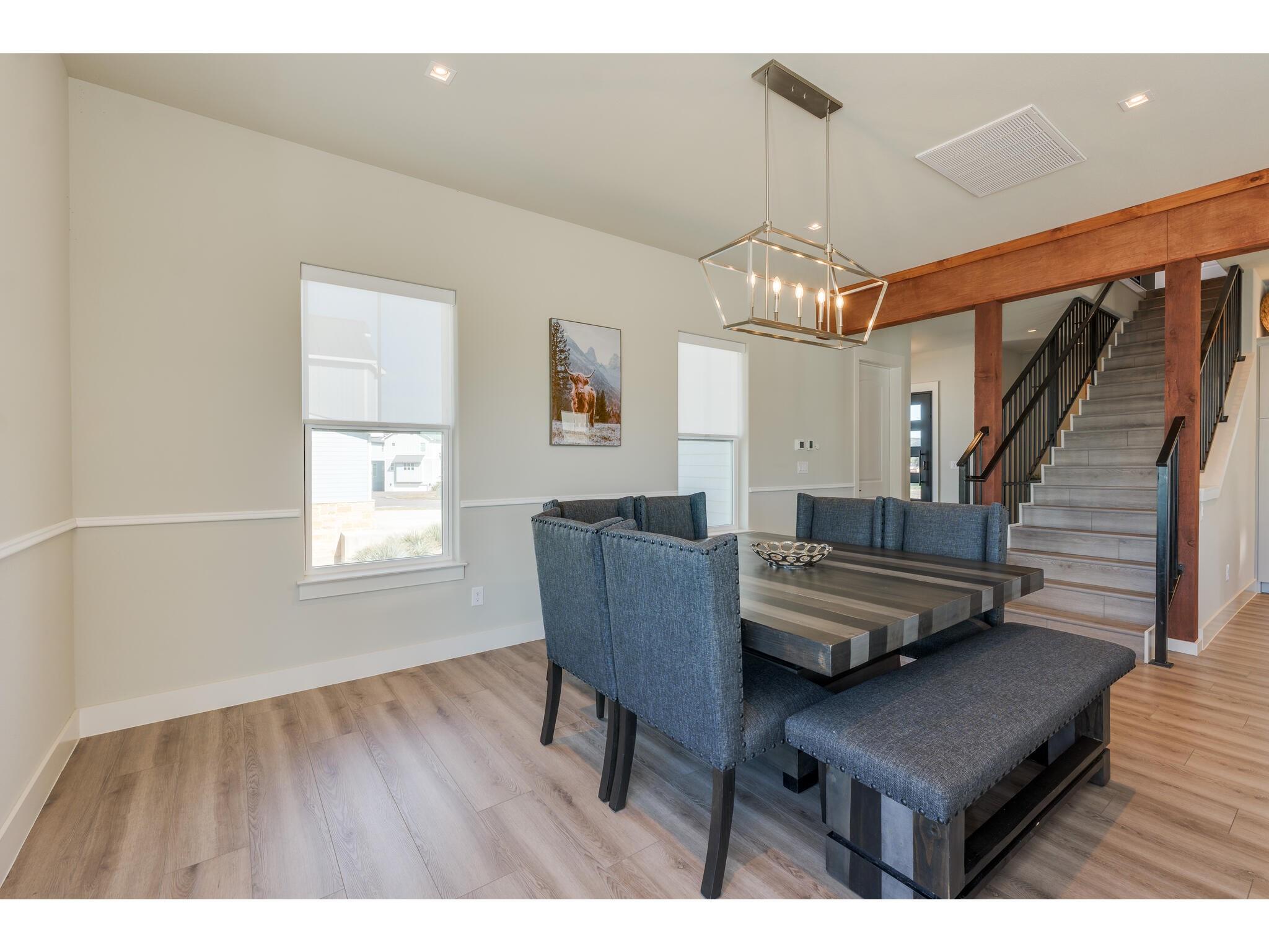 200 Archview Ln, Kingsland, TX 78639