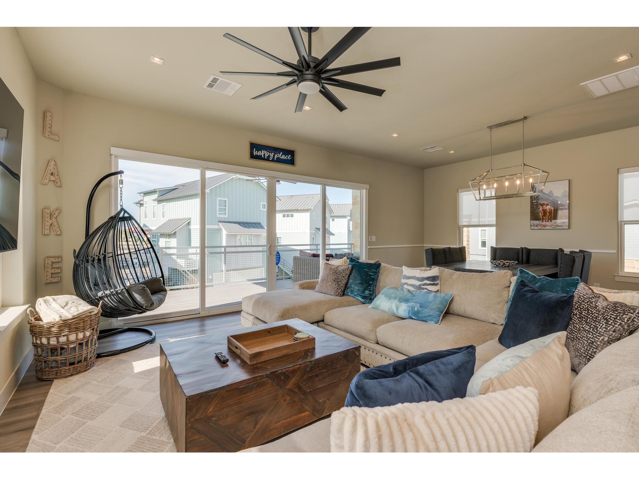 200 Archview Ln, Kingsland, TX 78639