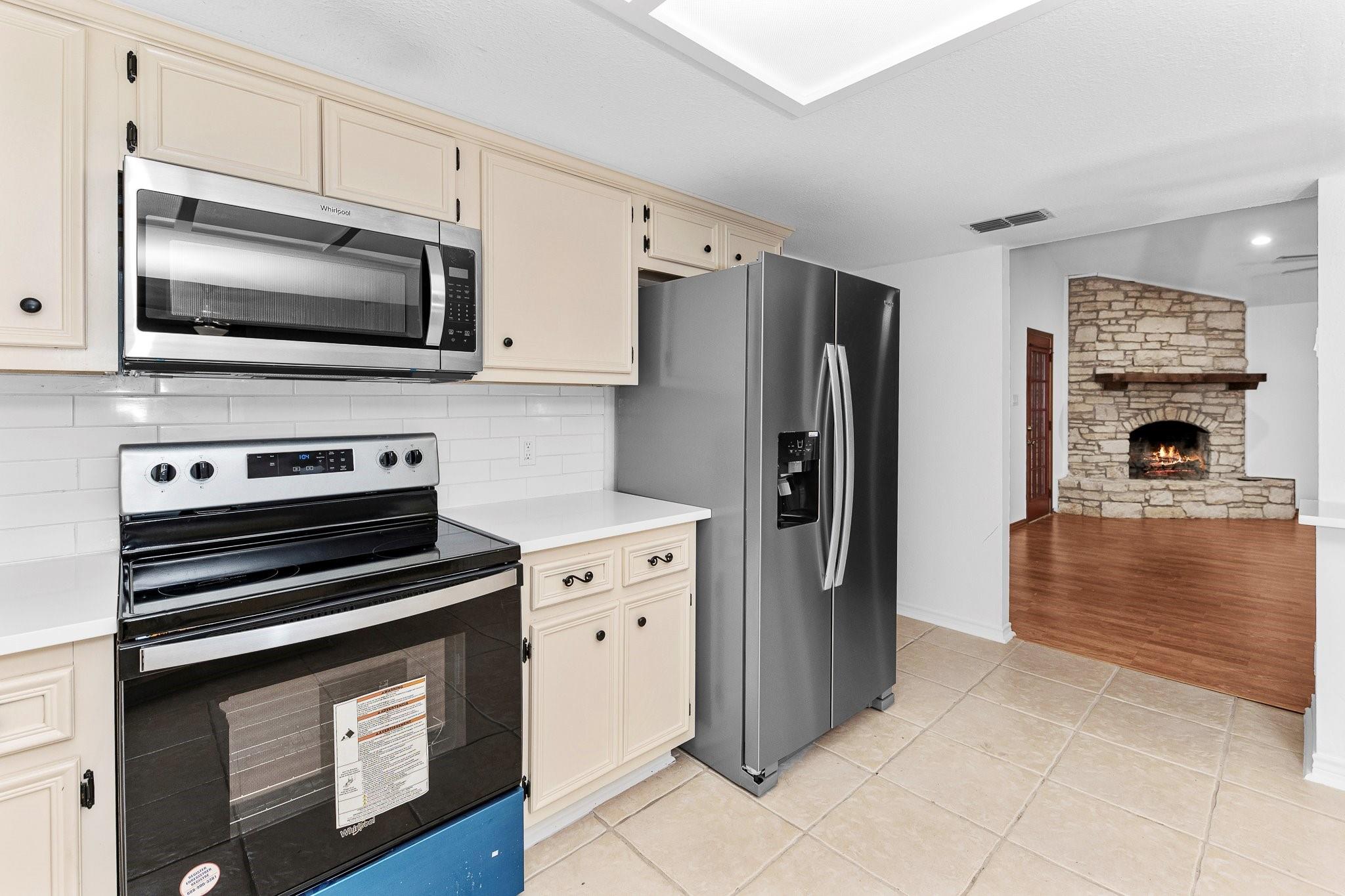 319 Matthew Cv, Bastrop, TX 78602