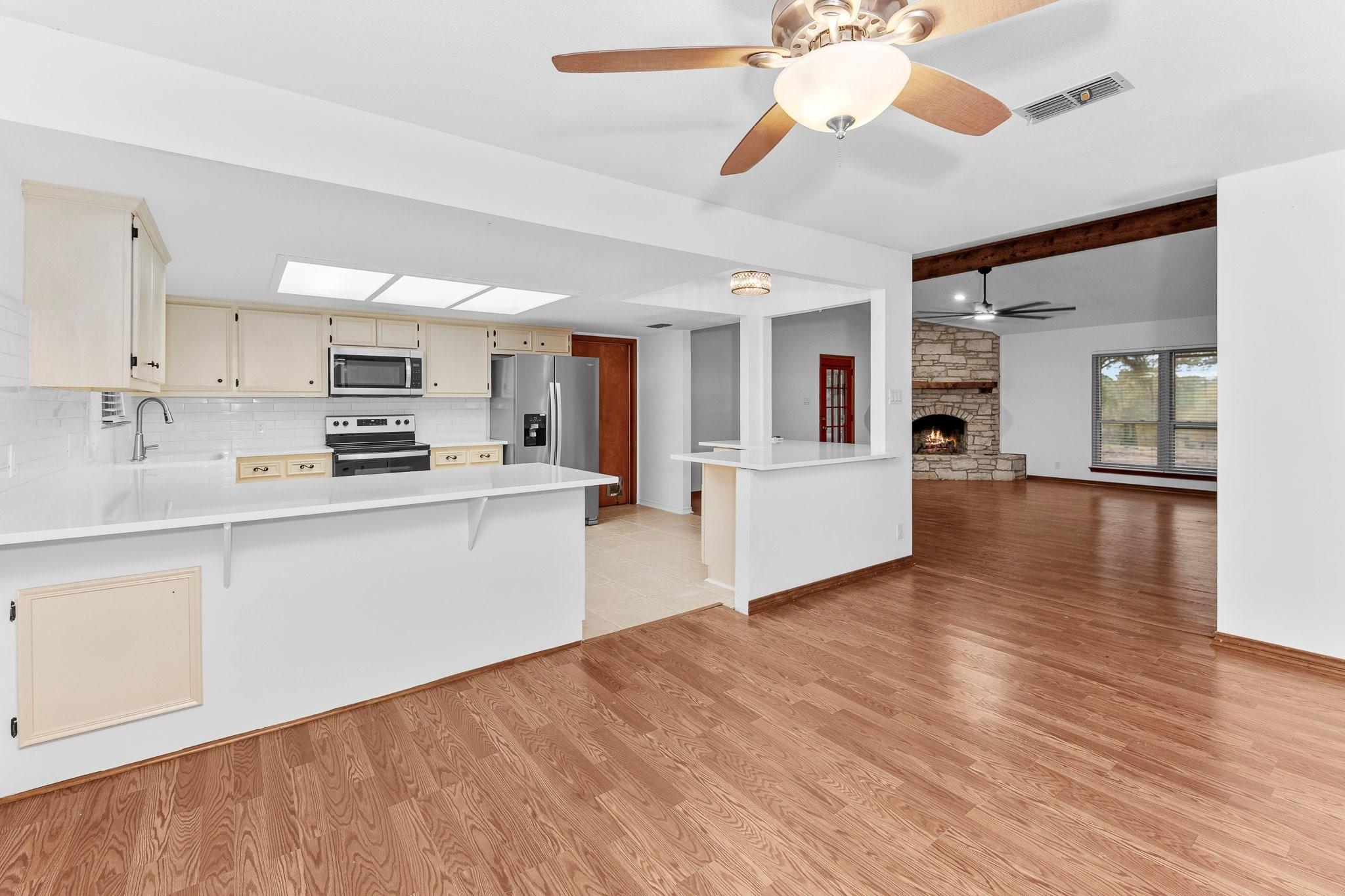 319 Matthew Cv, Bastrop, TX 78602